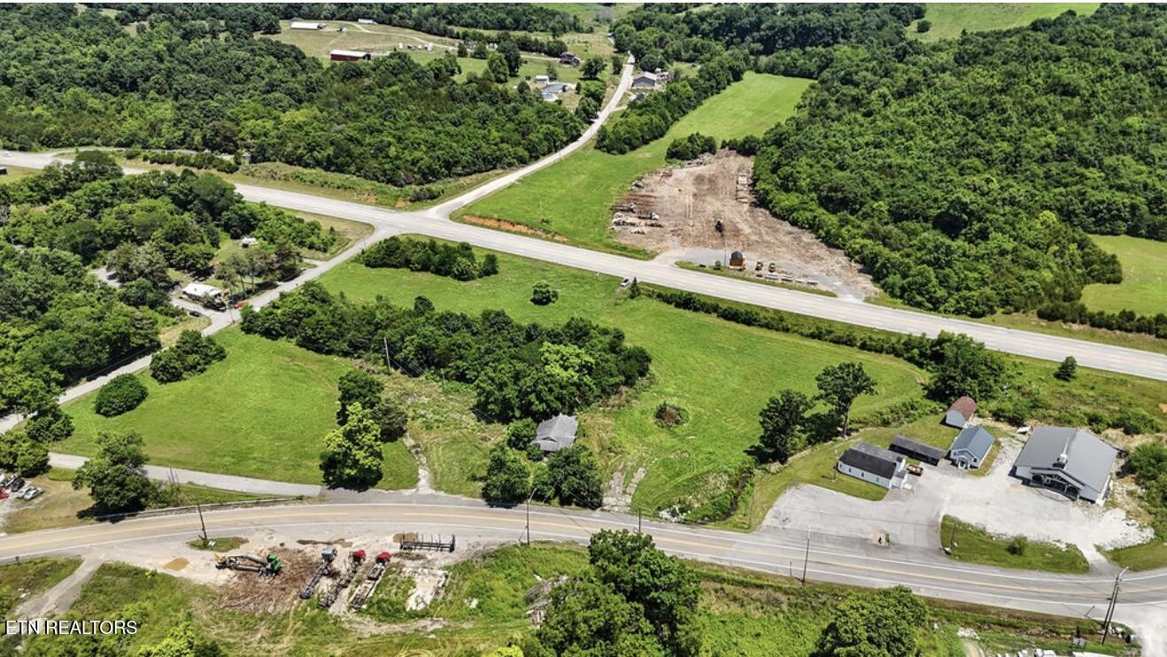307 Old Kentucky Road Tazewell TN 37879
