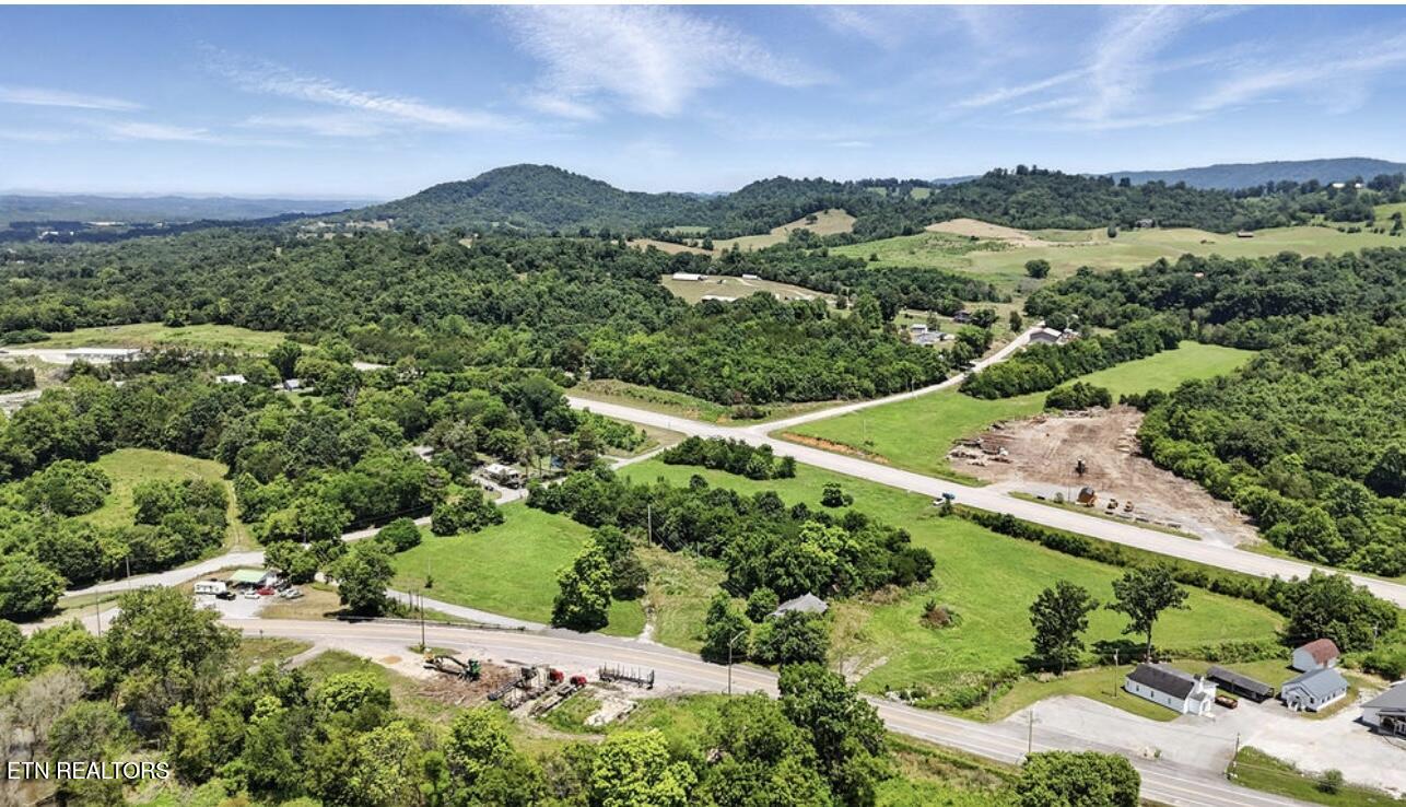 307 Old Kentucky Road Tazewell TN 37879