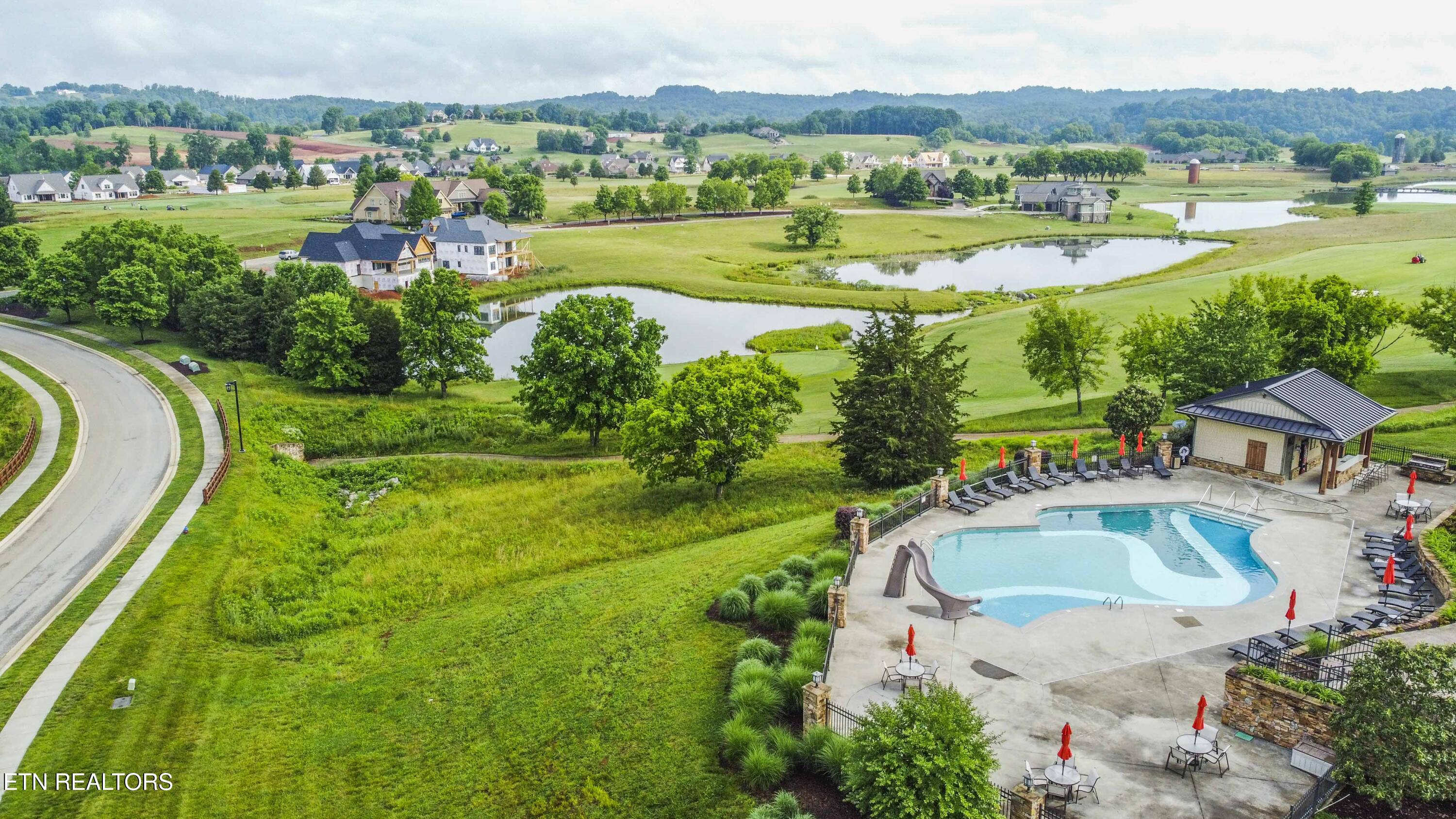 494 Black Bear Circle Loudon TN 37774