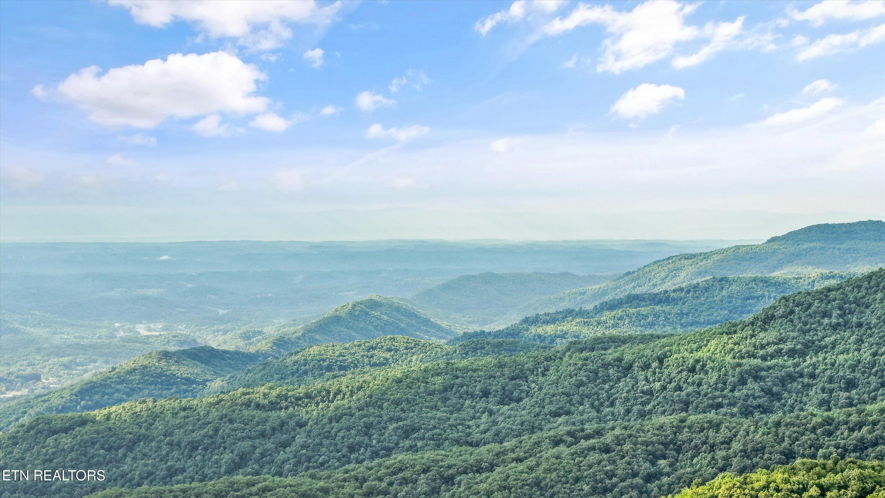 Mountain Road Caryville TN 37714