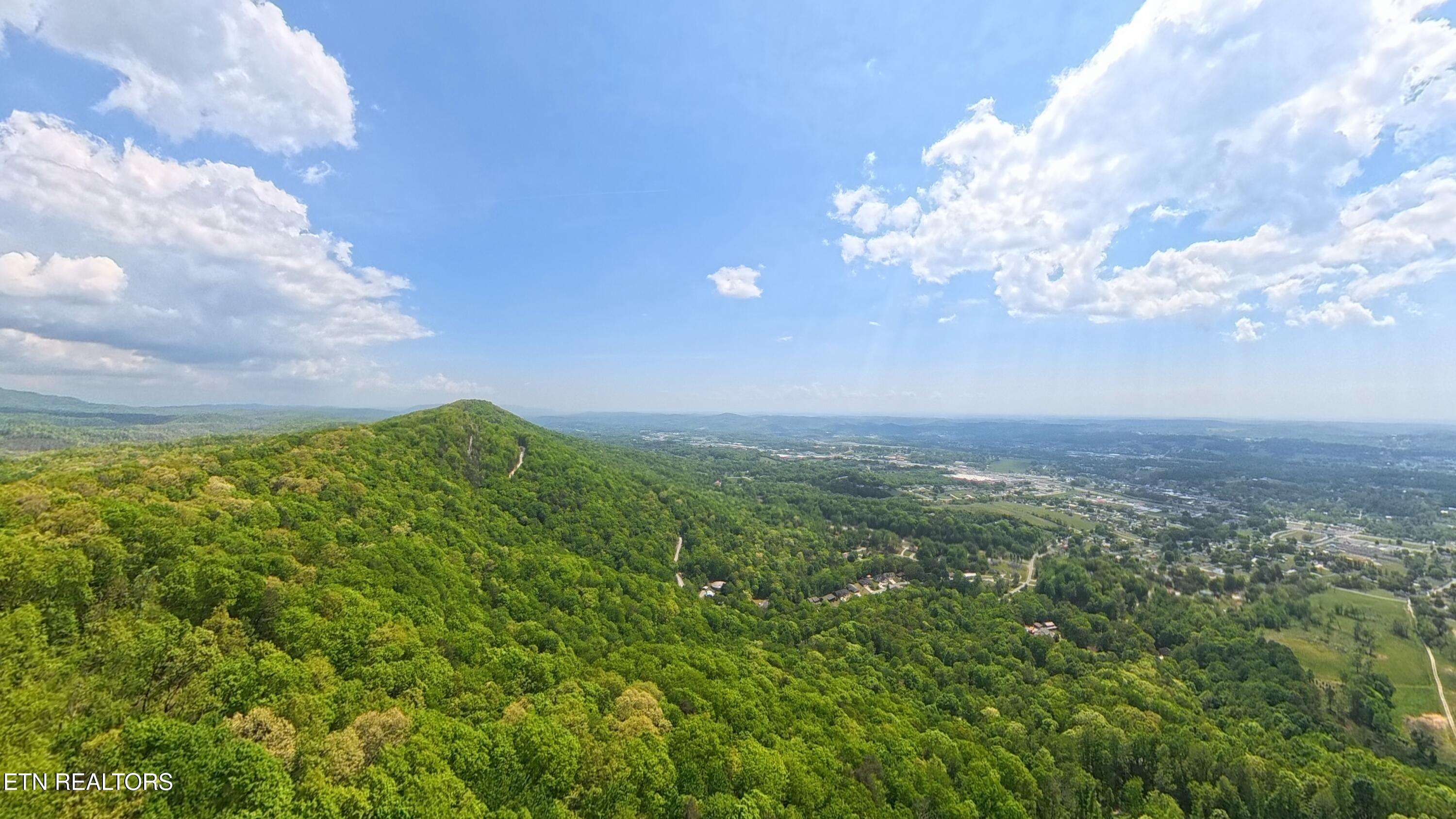197 Eagle View Lane Jacksboro TN 37757