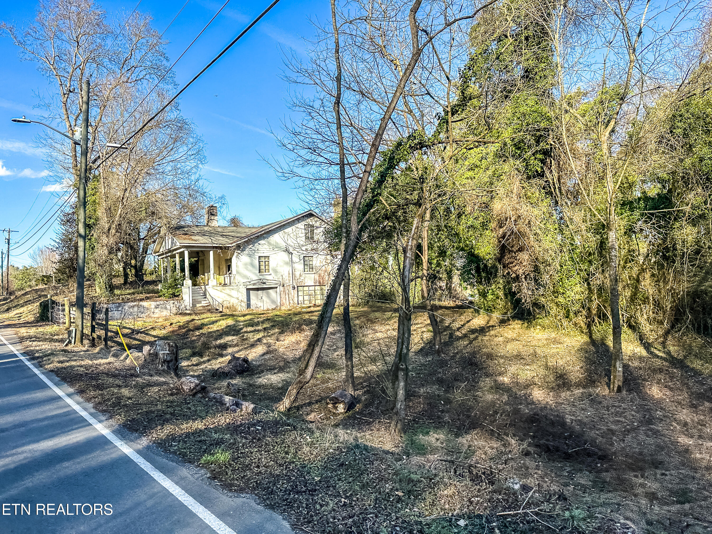3706-3708 Holston Hills Road Knoxville TN 37914