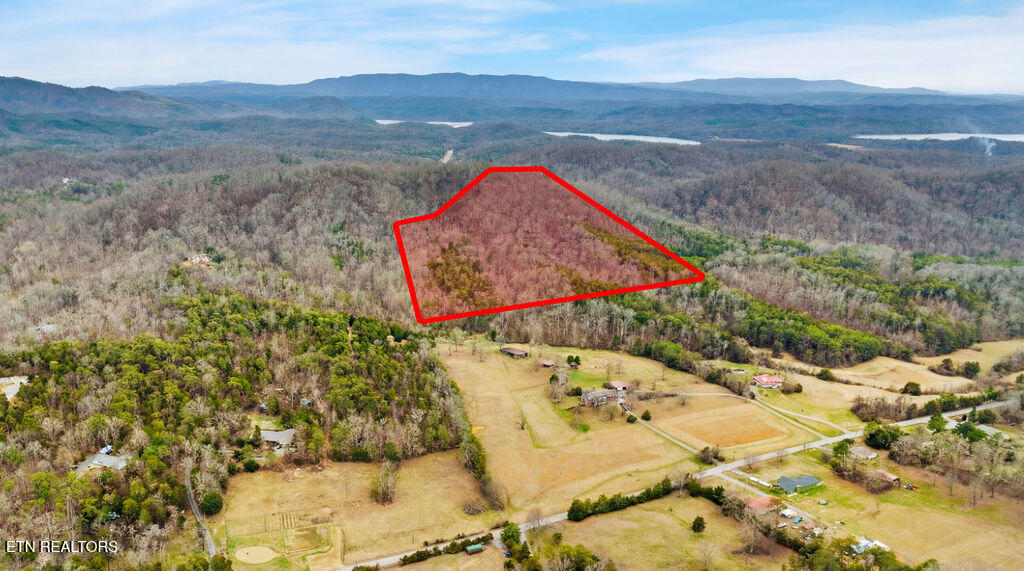 1924 Big Gully Road Maryville TN 37801