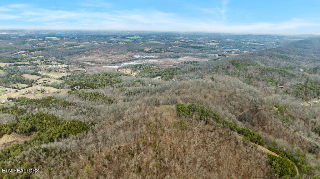 1924 Big Gully Road Maryville TN 37801