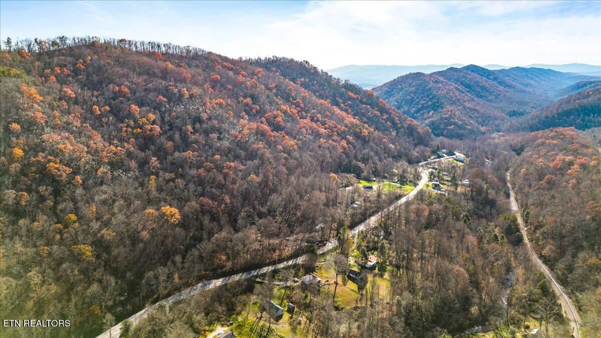 1224 Us 25w Lafollette TN 37766