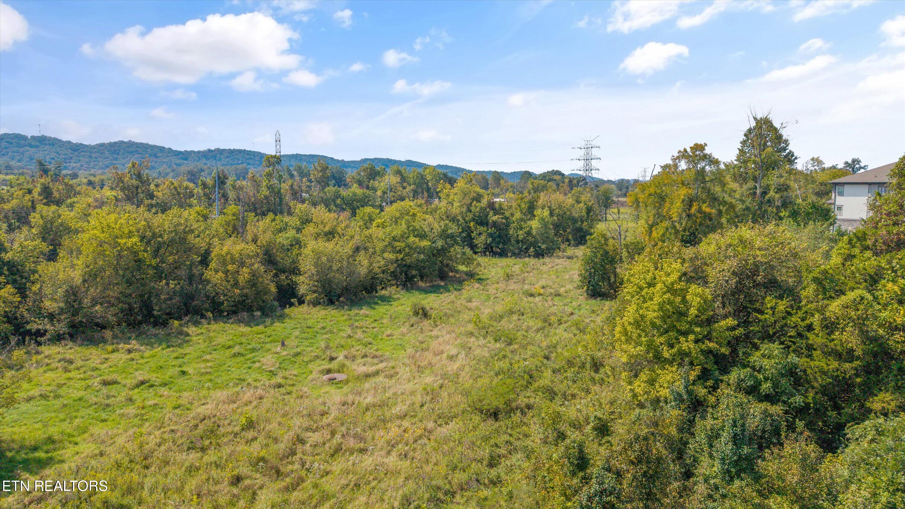 7405 Central Avenue Pike Powell TN 37849