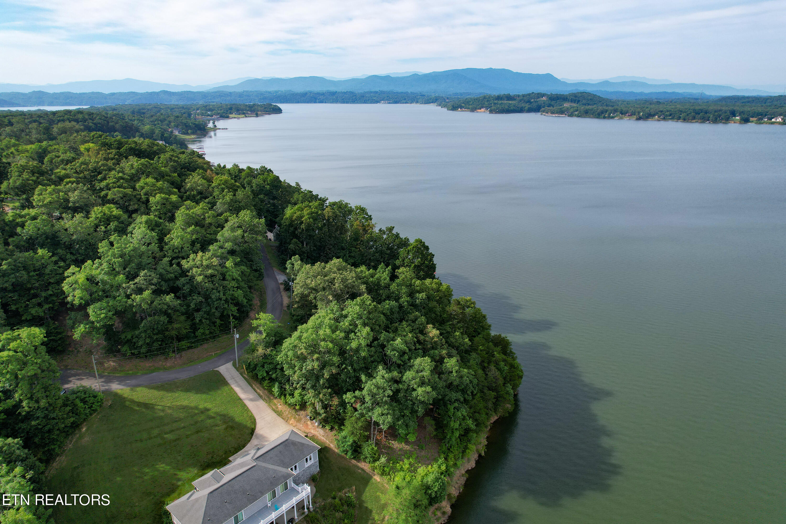 1147 Lakefront Place Baneberry TN 37890