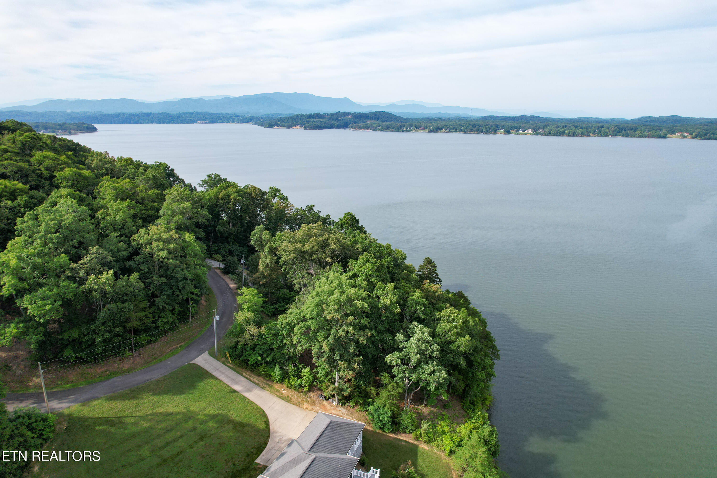1147 Lakefront Place Baneberry TN 37890