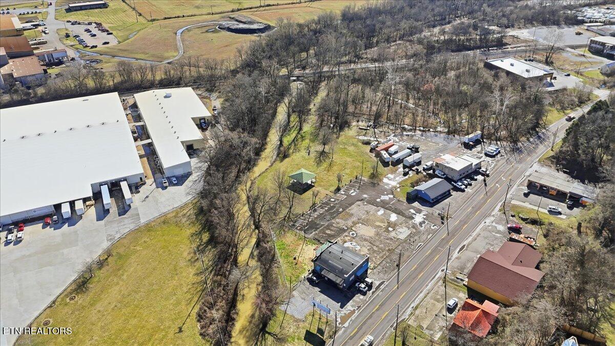 1008 N Main Street Sweetwater TN 37874