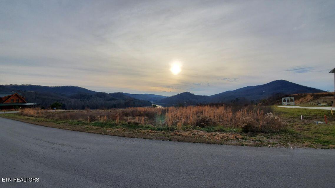 Lot 38 Windward Boulevard Tazewell TN 37879