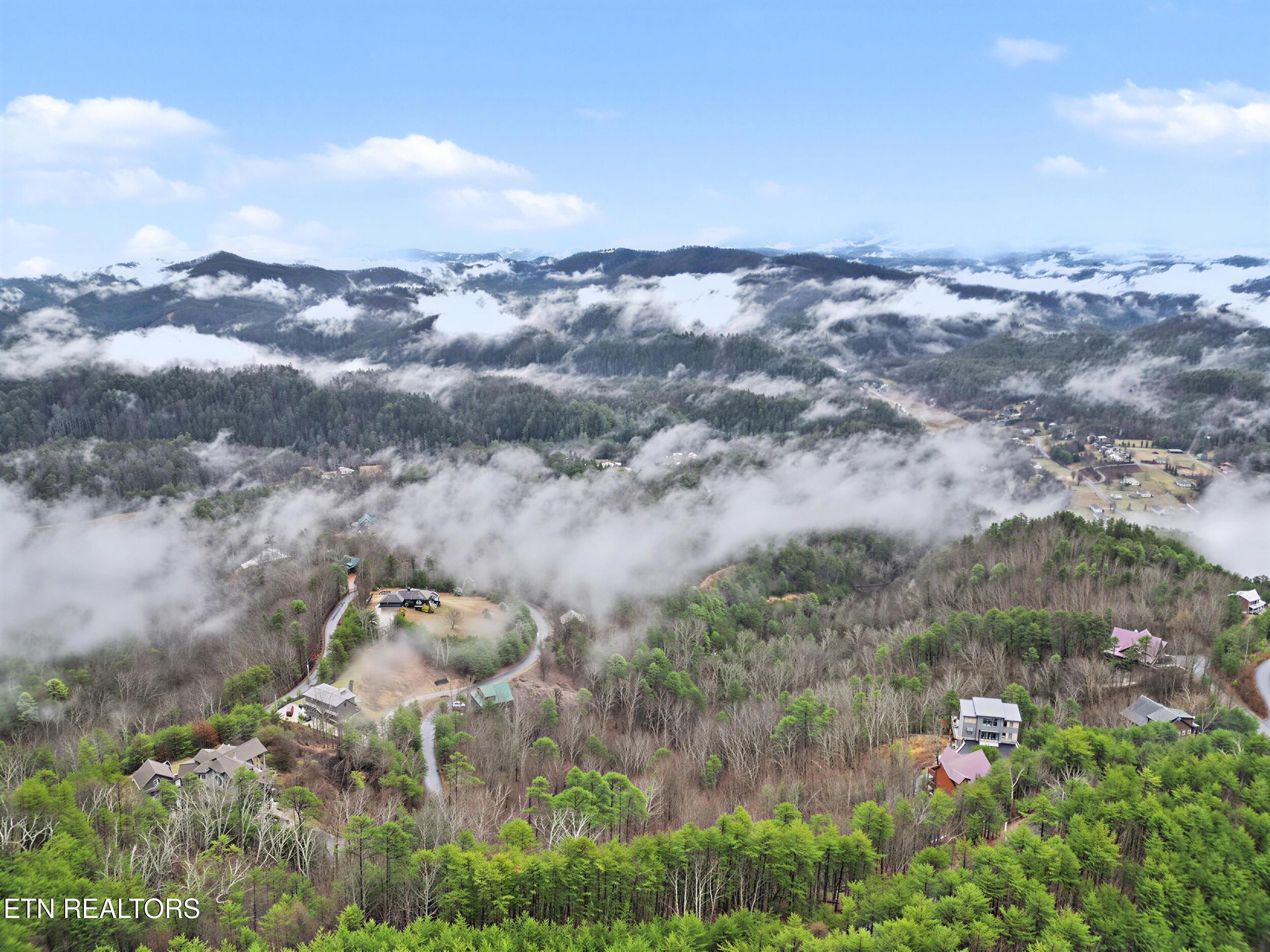 Autumn Ridge Way Sevierville TN 37876