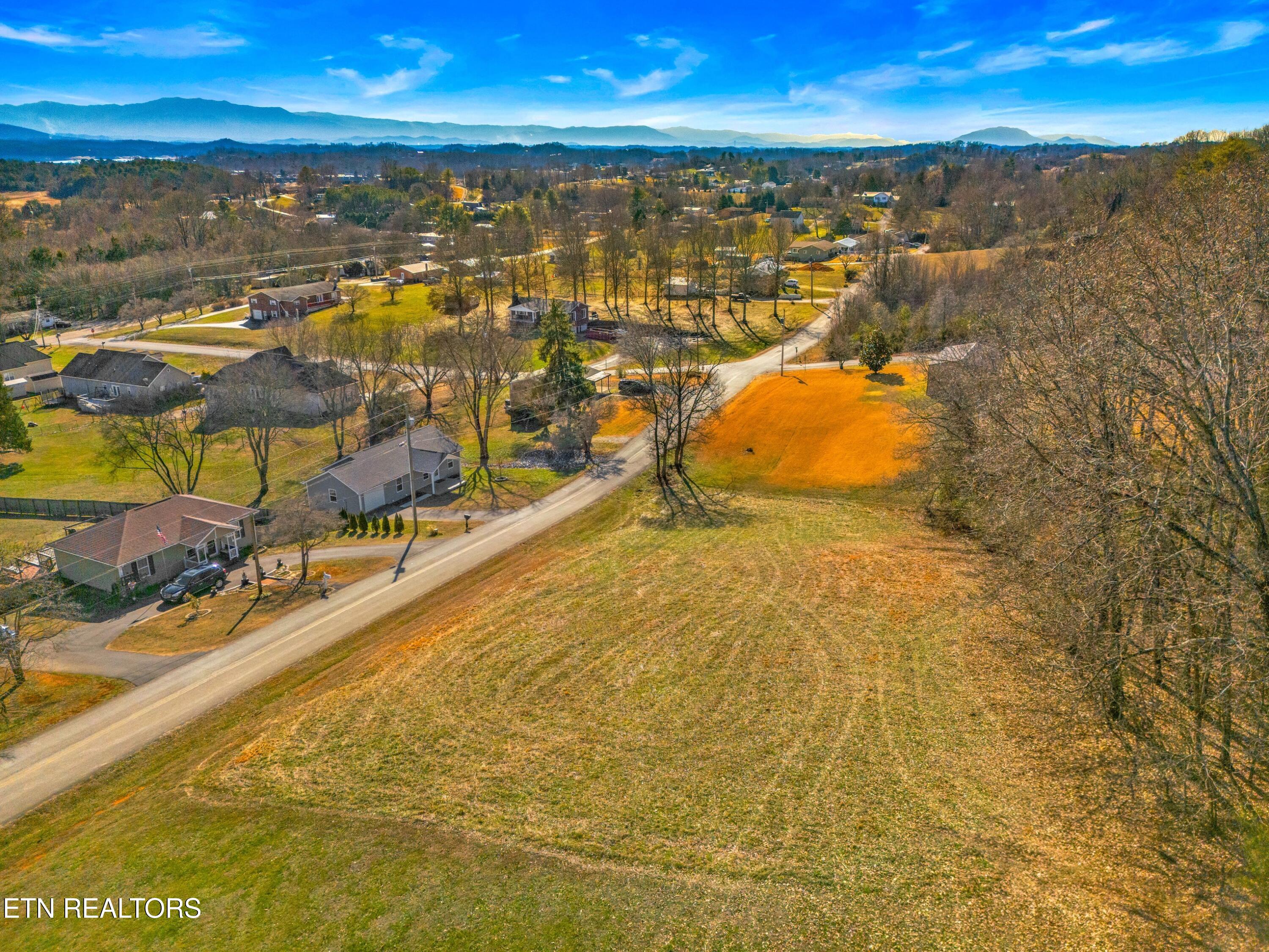 Lot 31r-2 E Cross Road Dandridge TN 37725