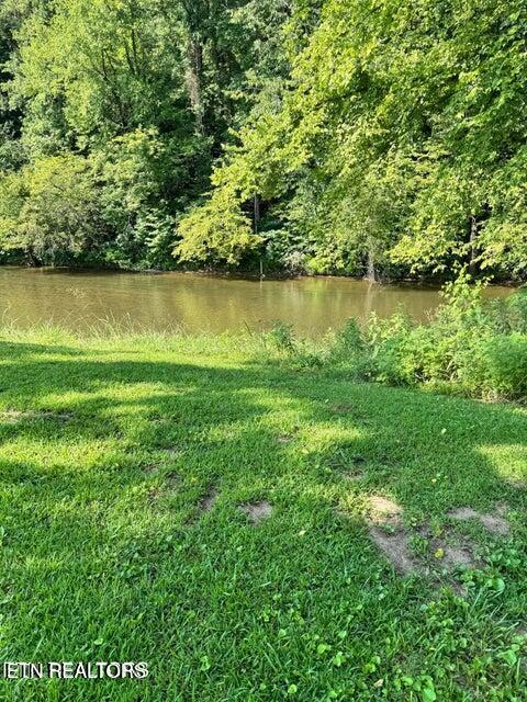 River Bank Road Pigeon Forge TN 37863