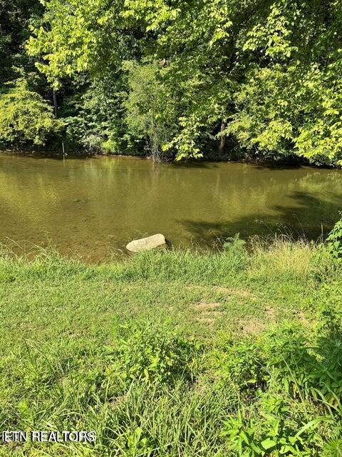 River Bank Road Pigeon Forge TN 37863
