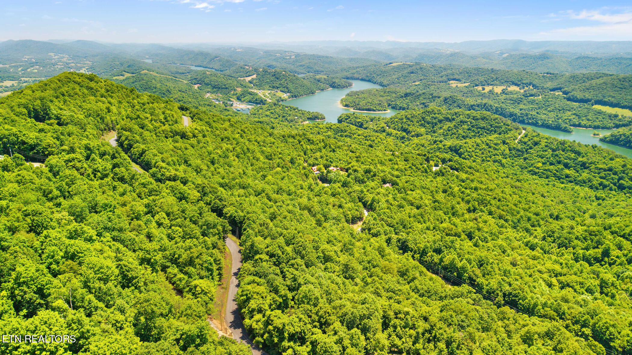 Clinch View Road New Tazewell TN 37825