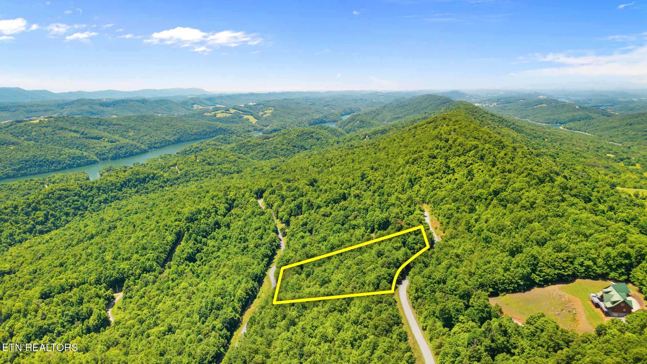 Clinch View Road New Tazewell TN 37825