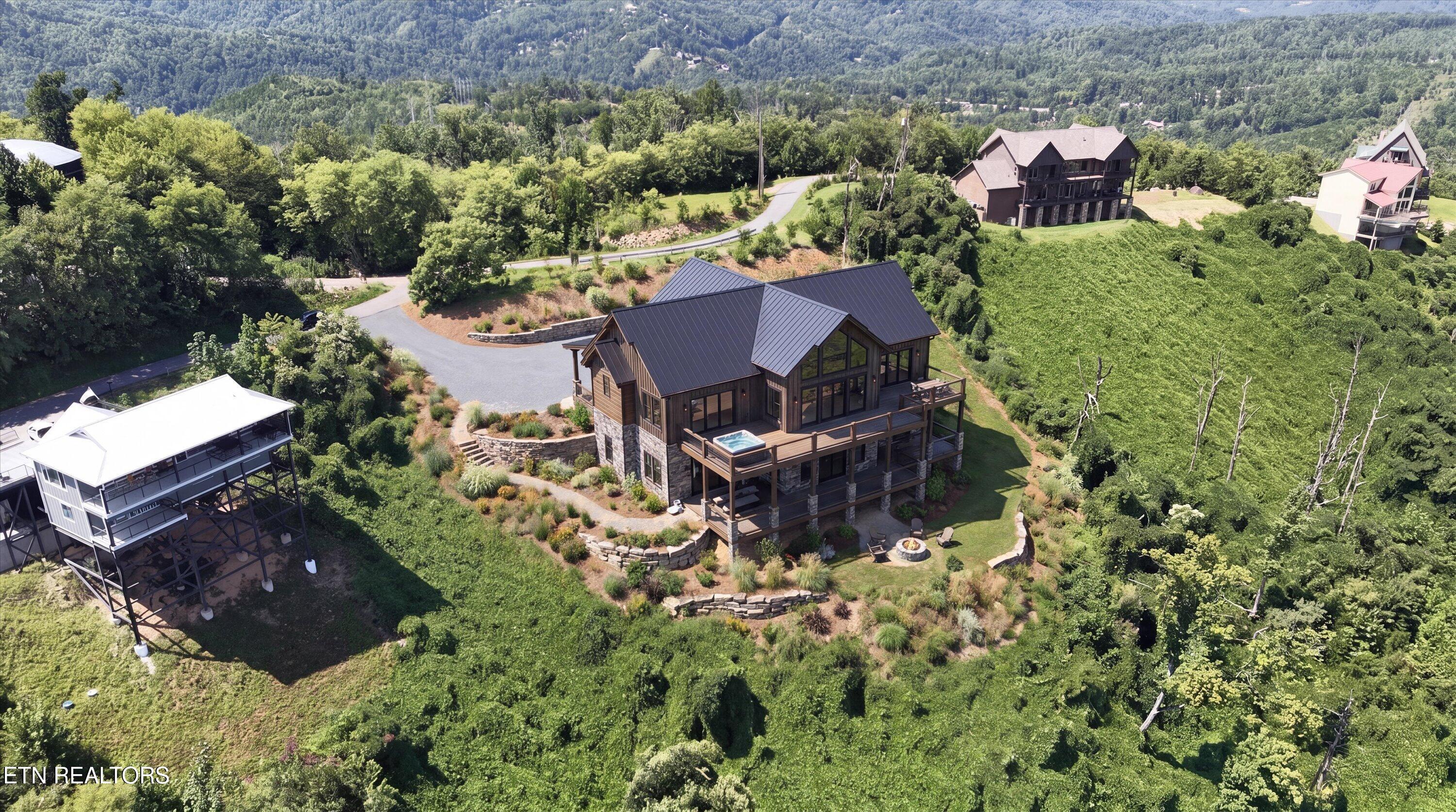616 Kings Way Gatlinburg TN 37738