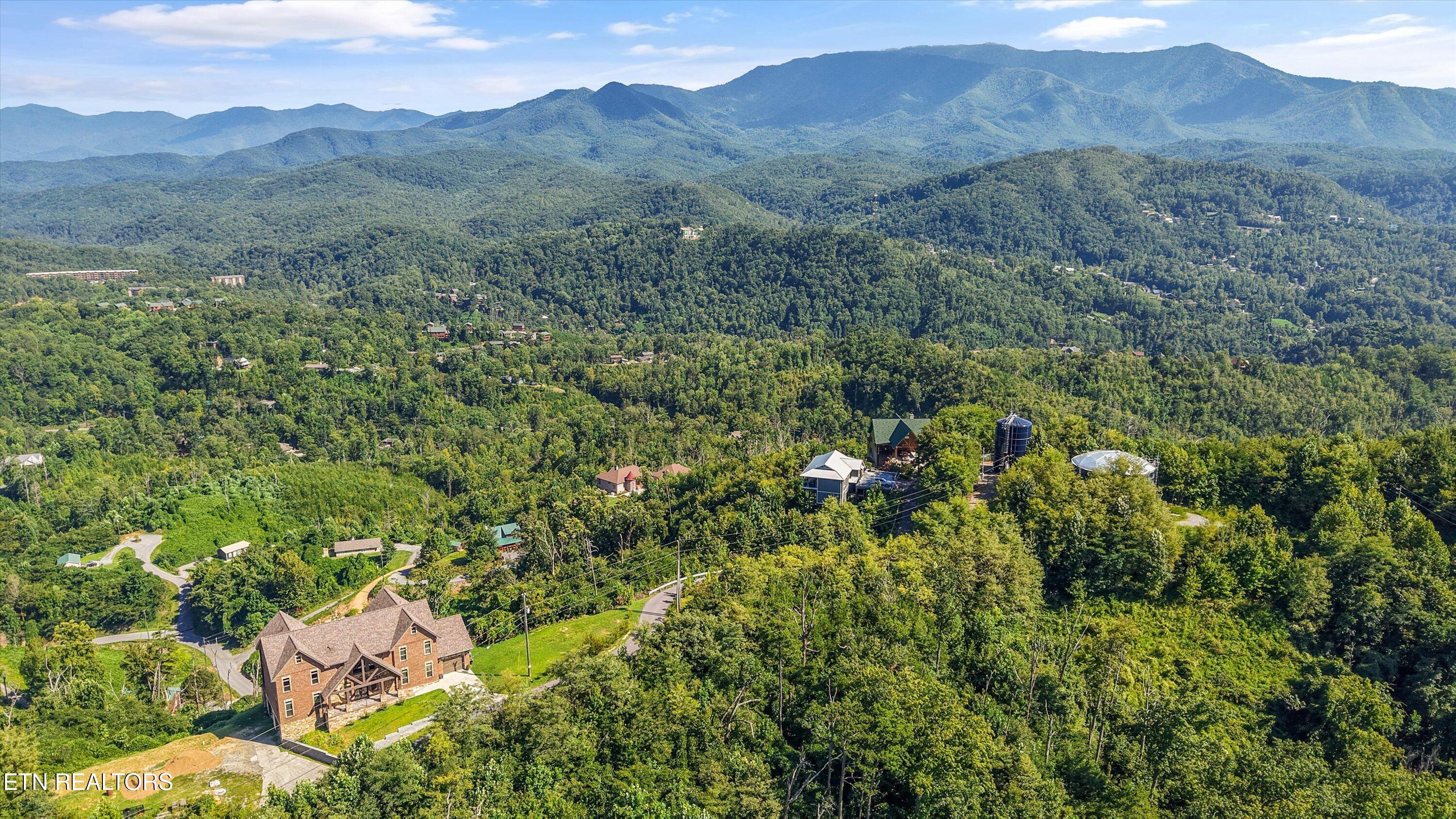 616 Kings Way Gatlinburg TN 37738