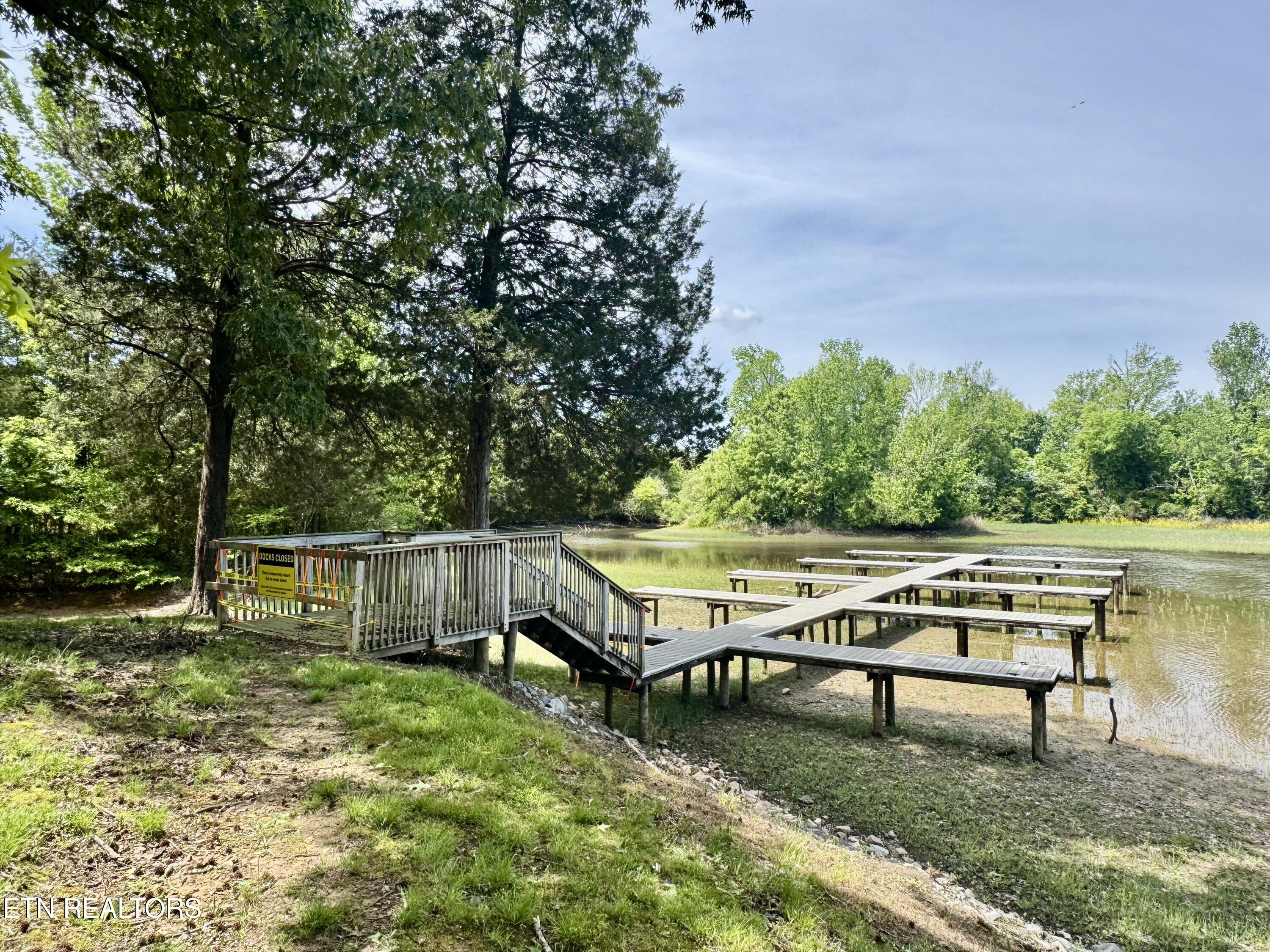 The Gates Drive Decatur TN 37322