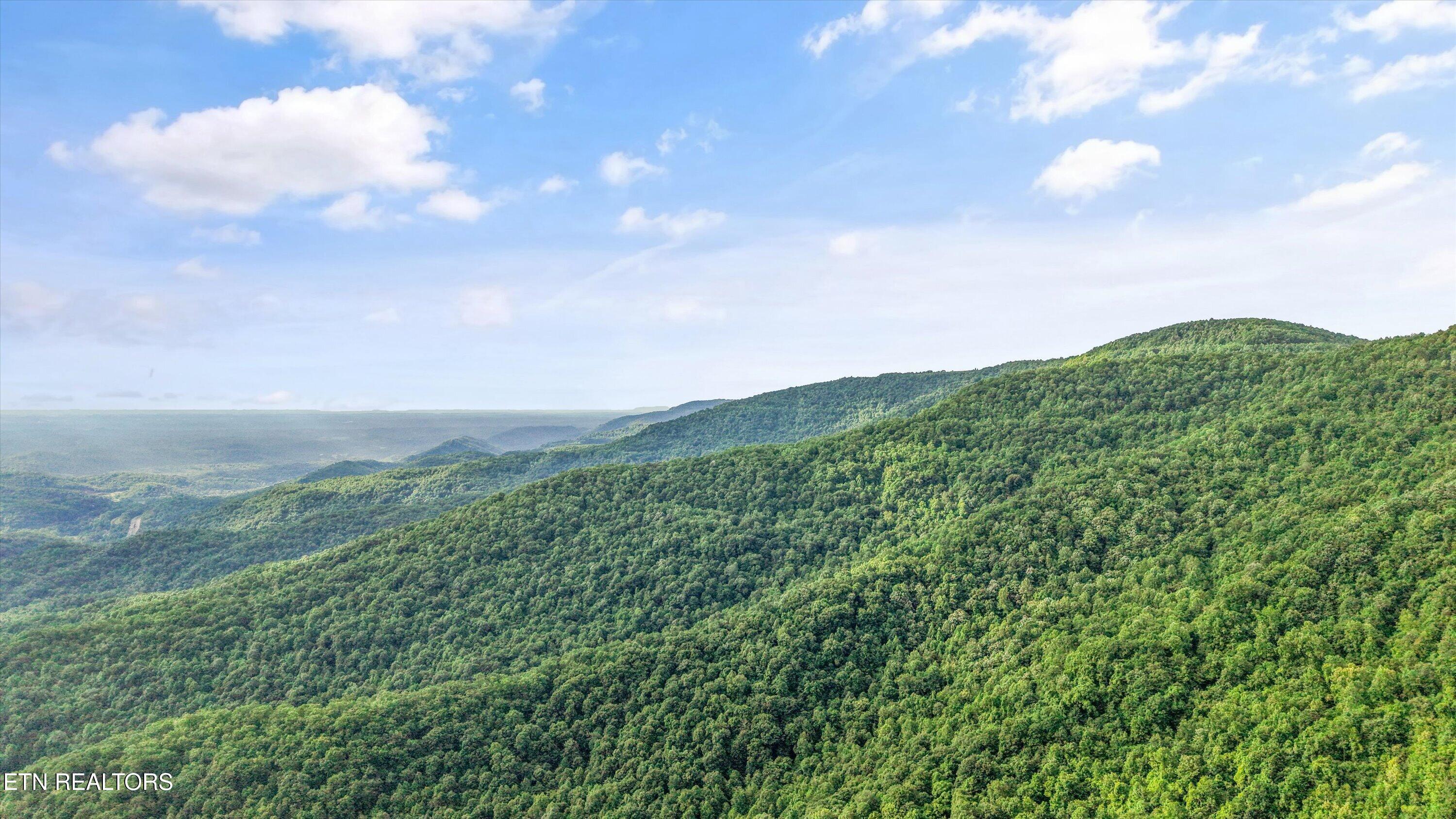 Mountain Road Caryville TN 37714