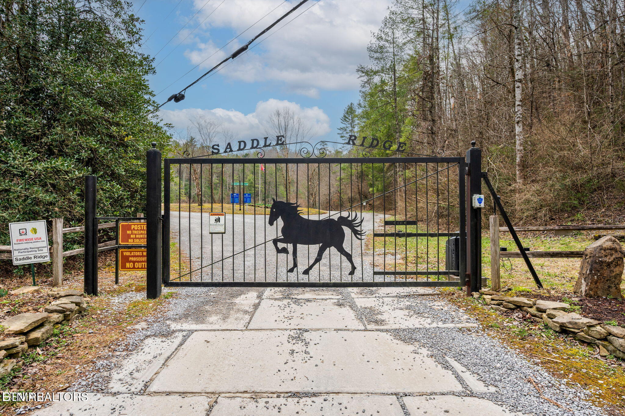 1820 Oakwood Road Walland TN 37886