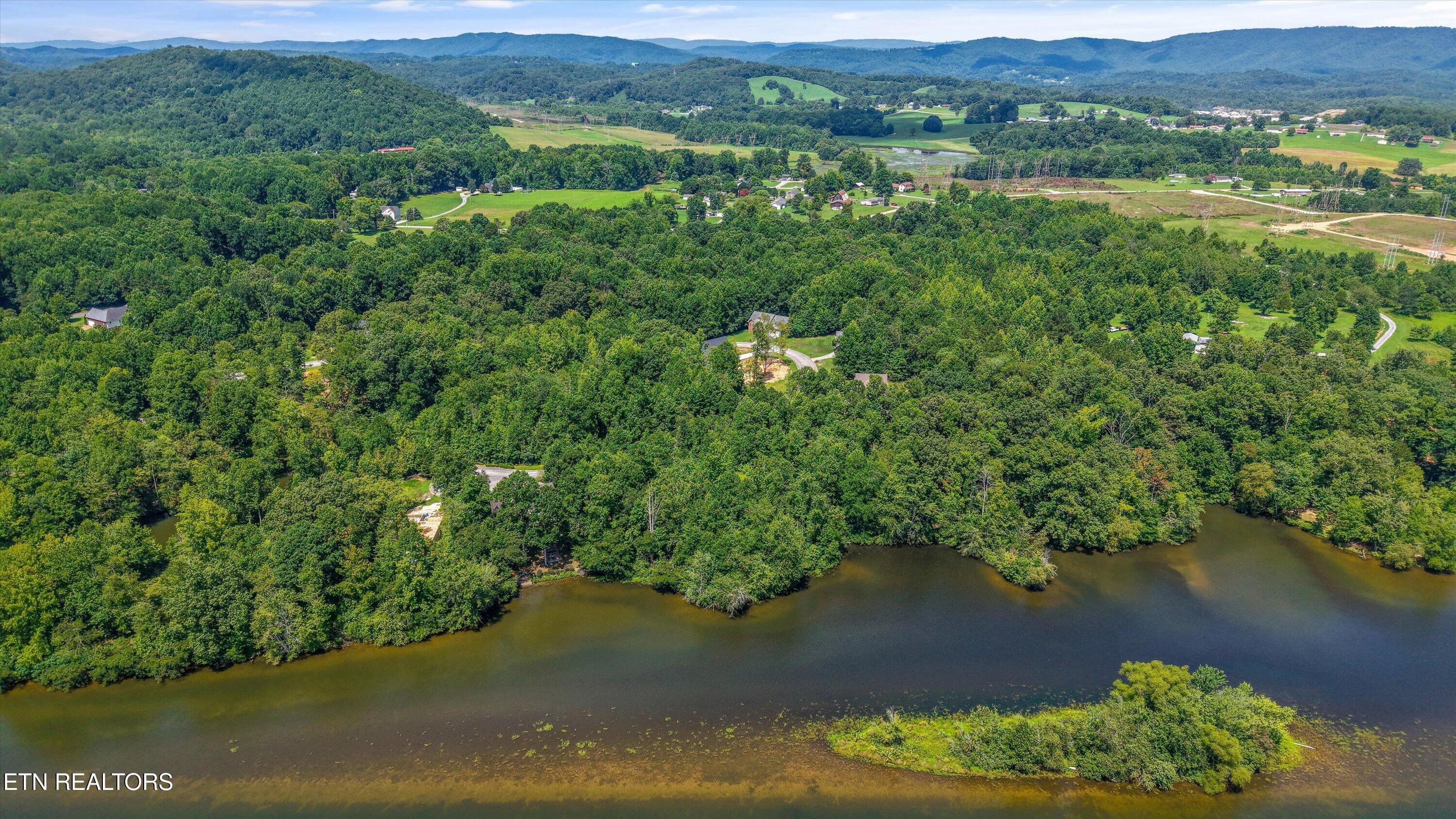 35 Emory Cove Drive Harriman TN 37748