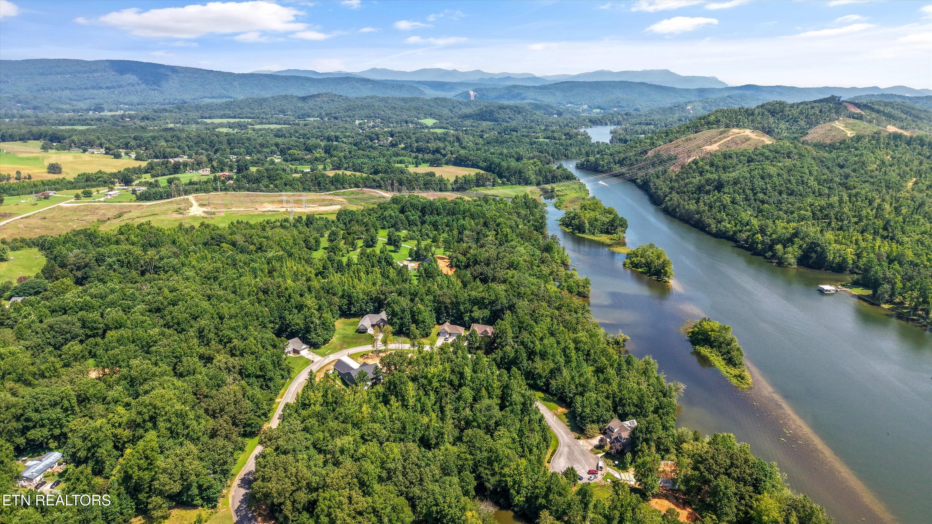 35 Emory Cove Drive Harriman TN 37748