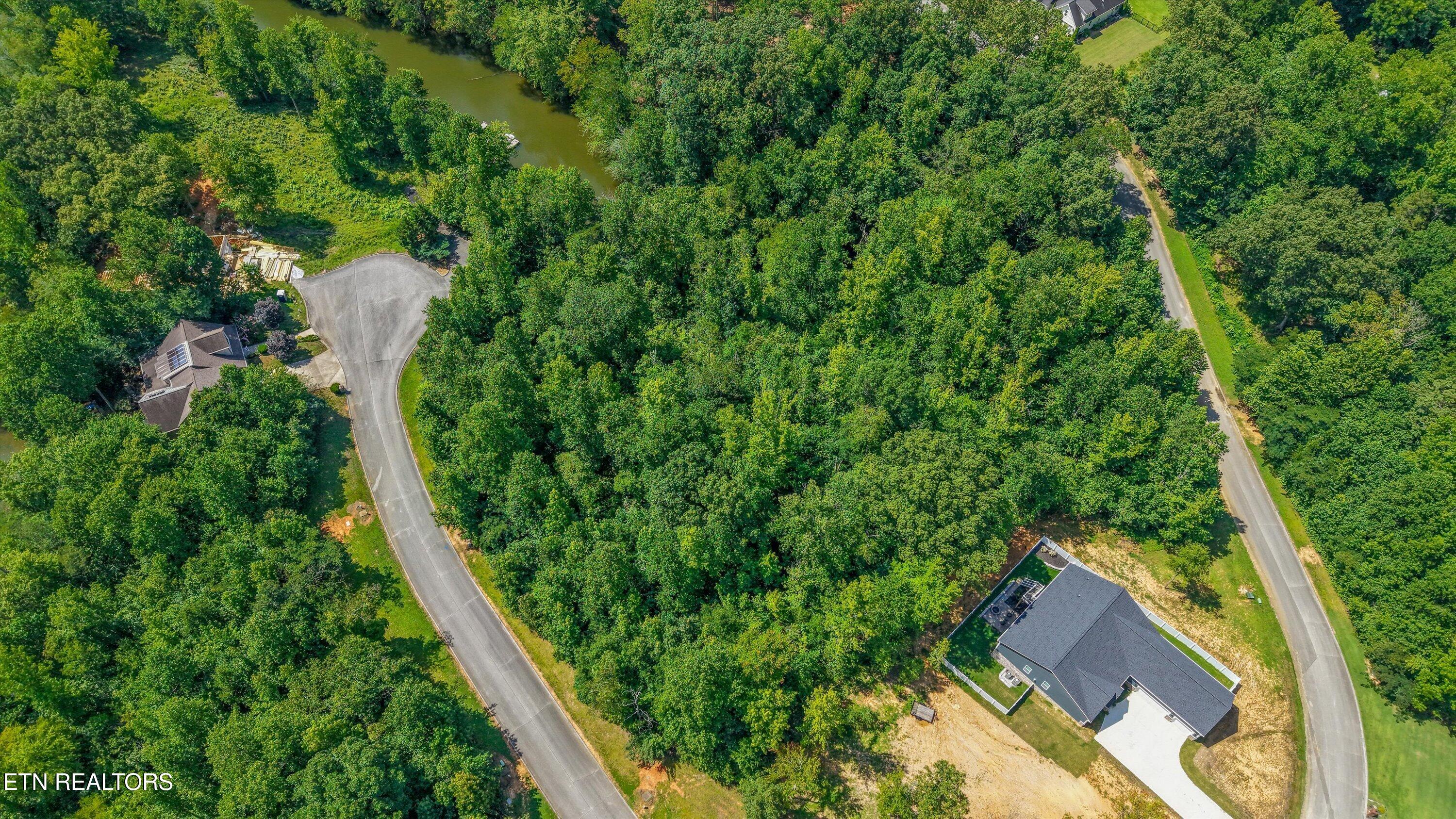 35 Emory Cove Drive Harriman TN 37748