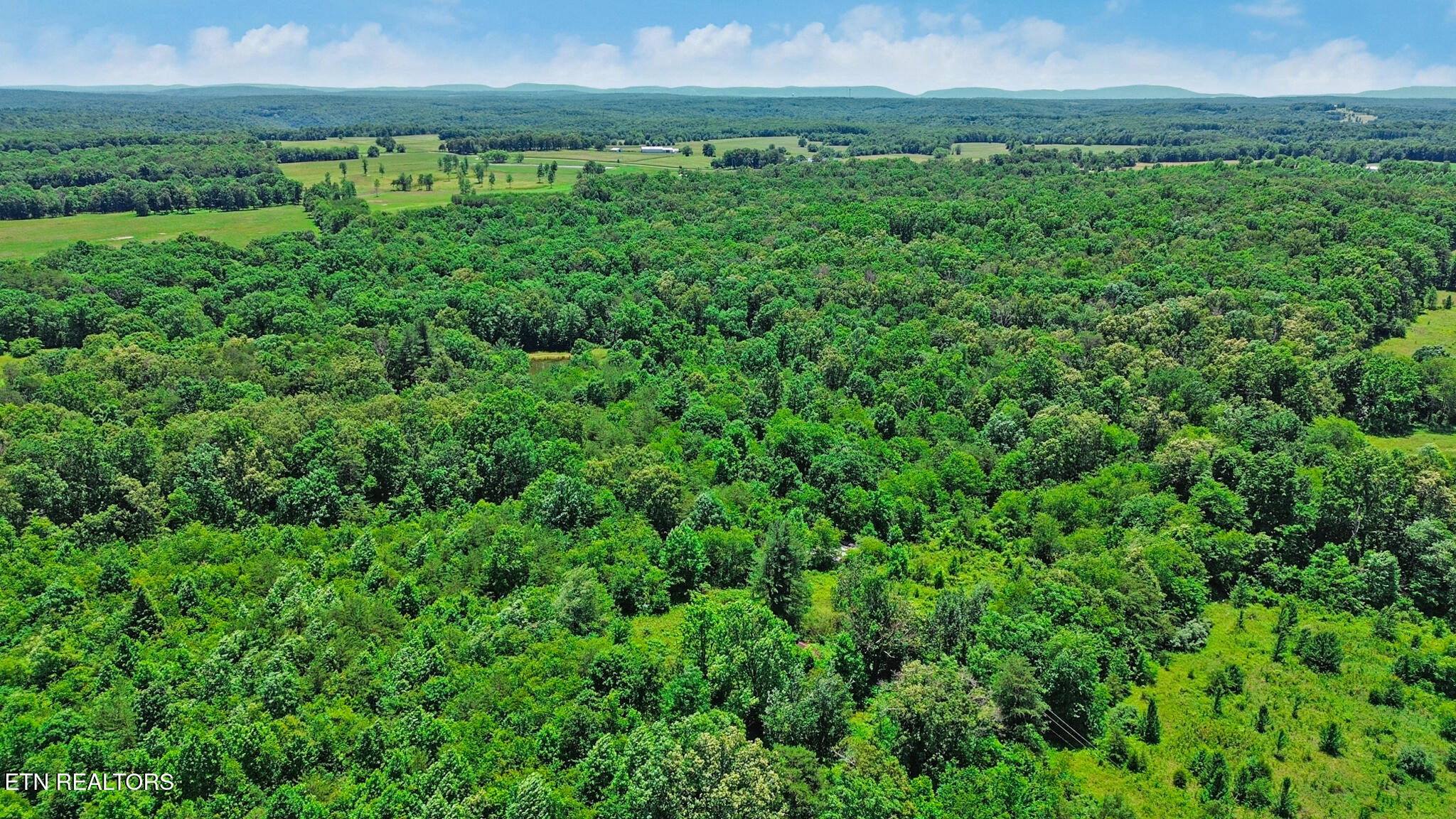 Adams Creek Road Crossville TN 38571