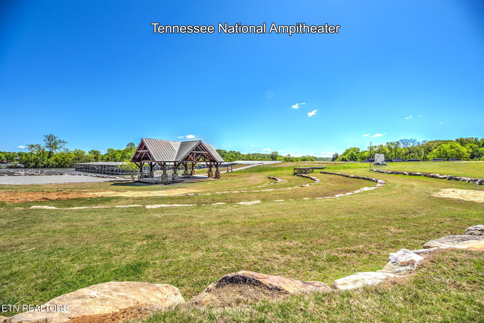 112 Silver Fox Way Loudon TN 37774