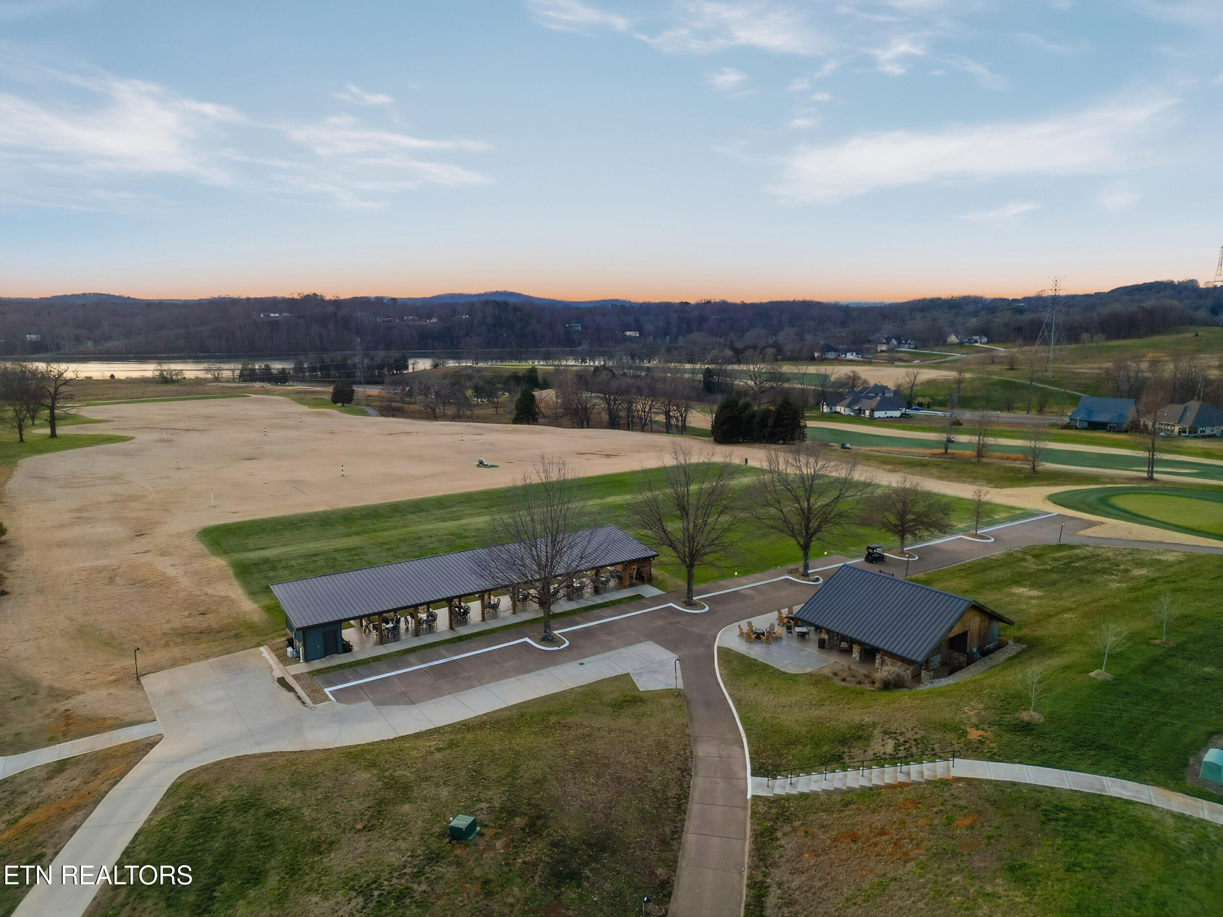 2399 Old Dogwood Trail Loudon TN 37774