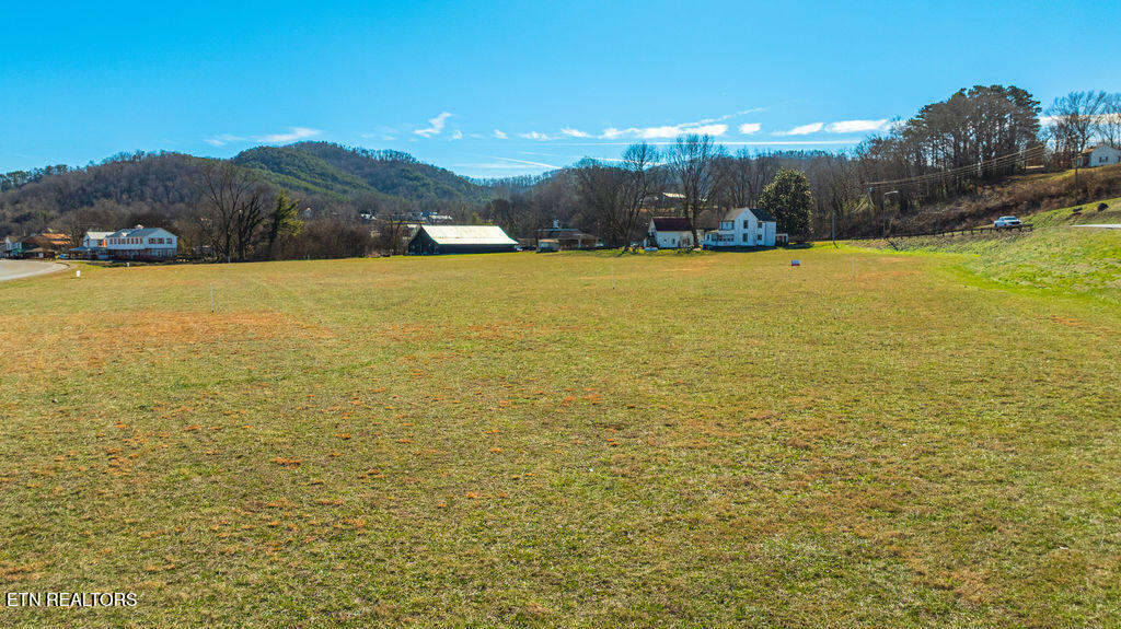 Lot 5 Cherohala Skyway Tellico Plains TN 37385