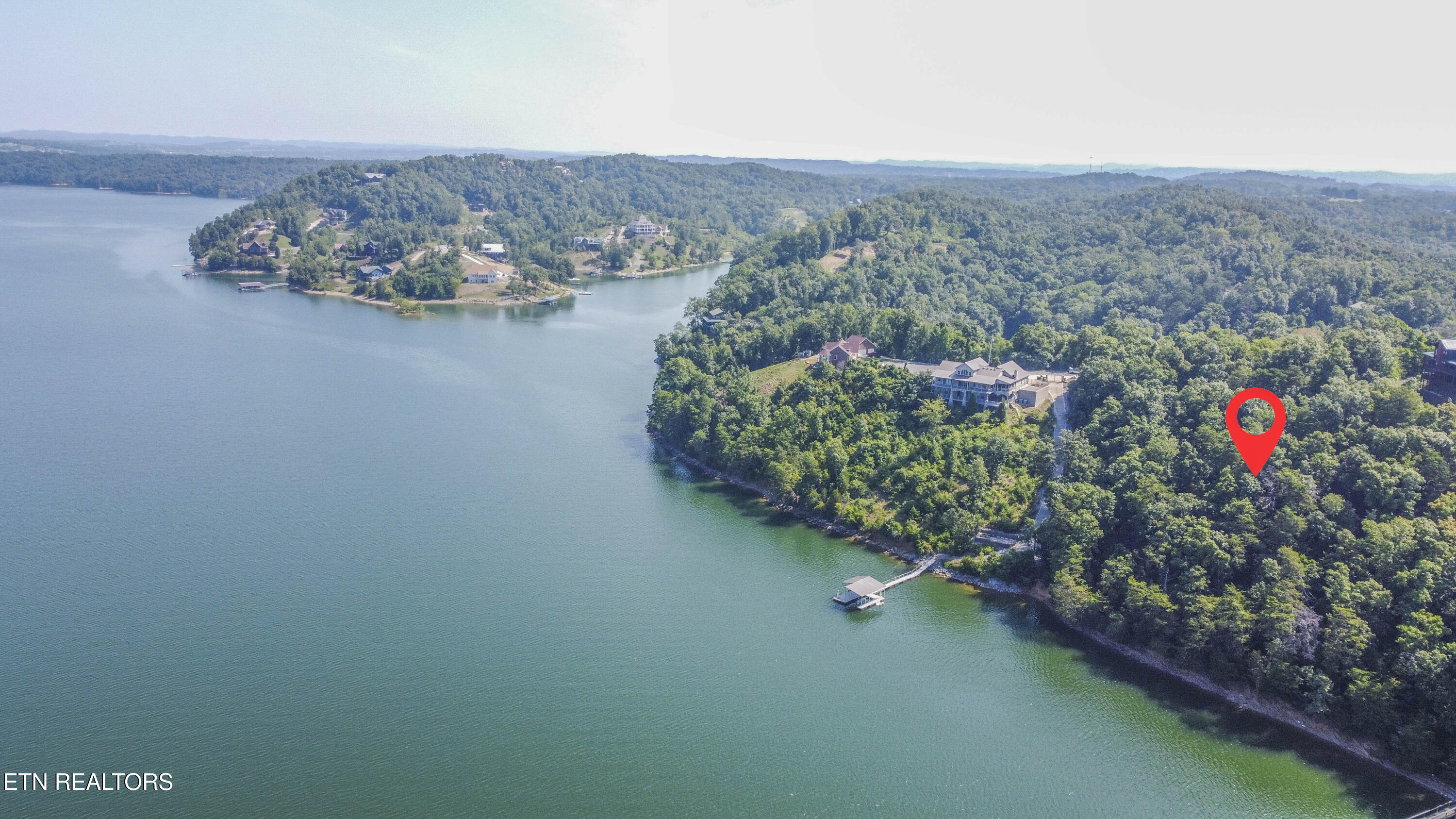 Fishtail Cove Dandridge TN 37725