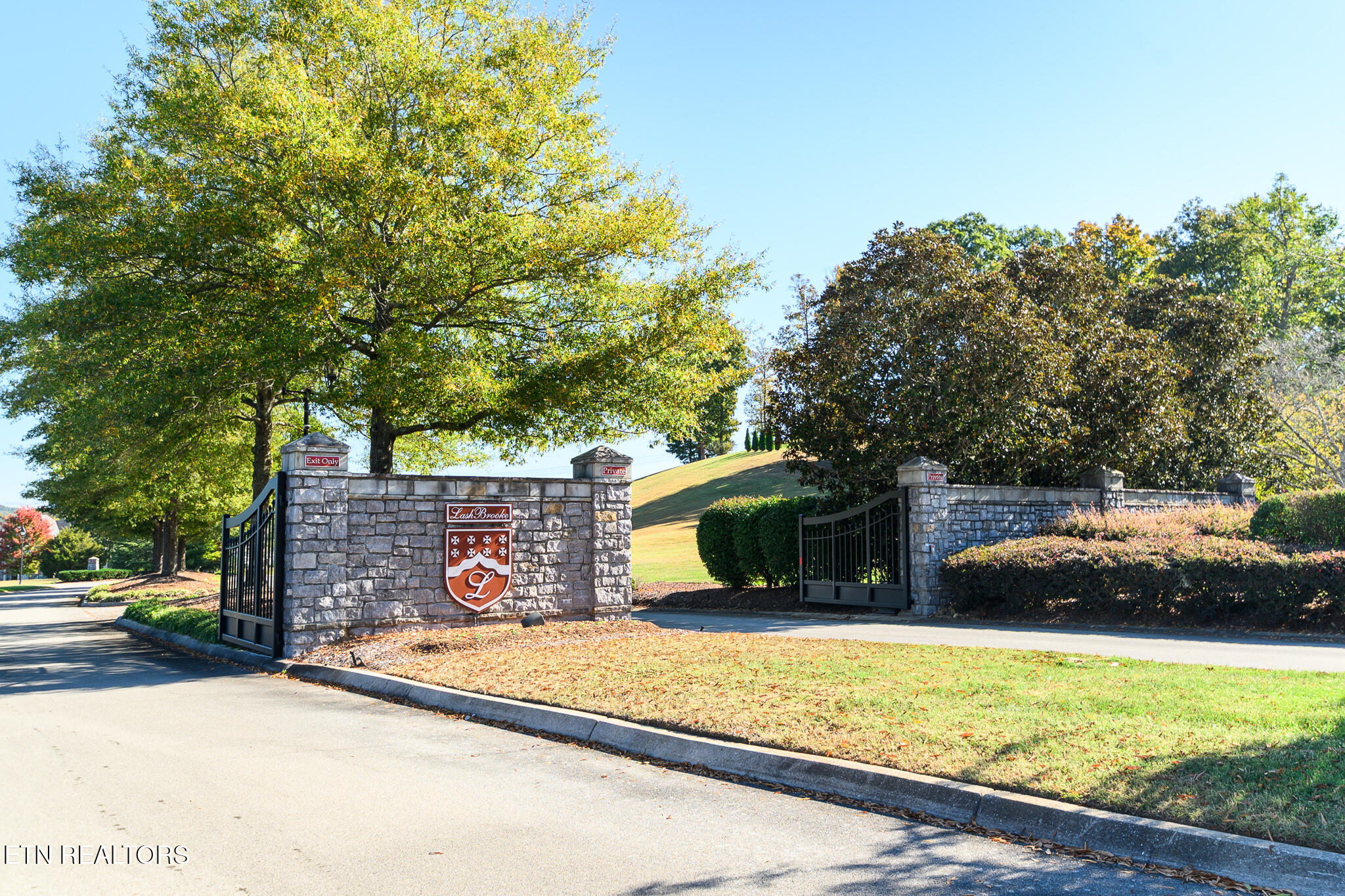 120 Nightharbor Way Louisville TN 37777