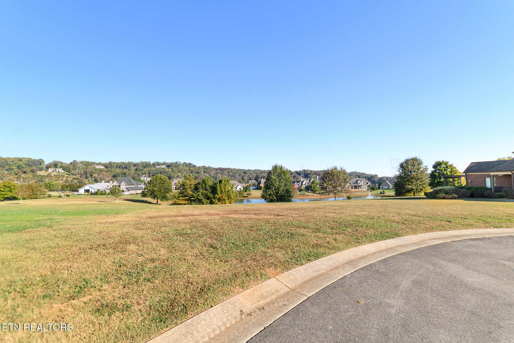 120 Nightharbor Way Louisville TN 37777