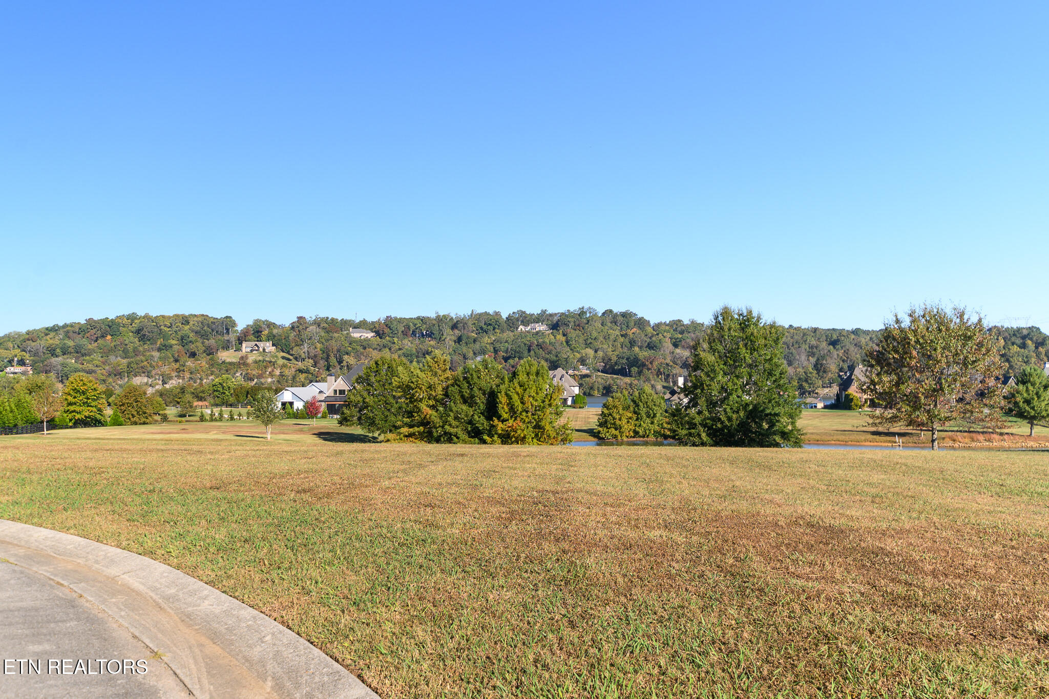 120 Nightharbor Way Louisville TN 37777