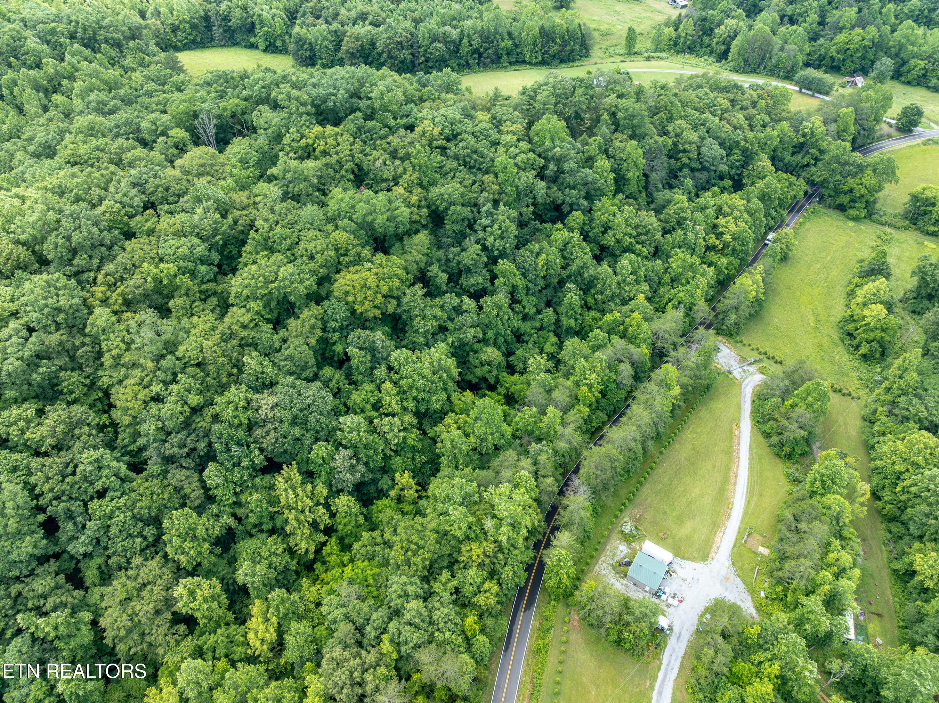 1477 Old Chilhowee Road Seymour TN 37865