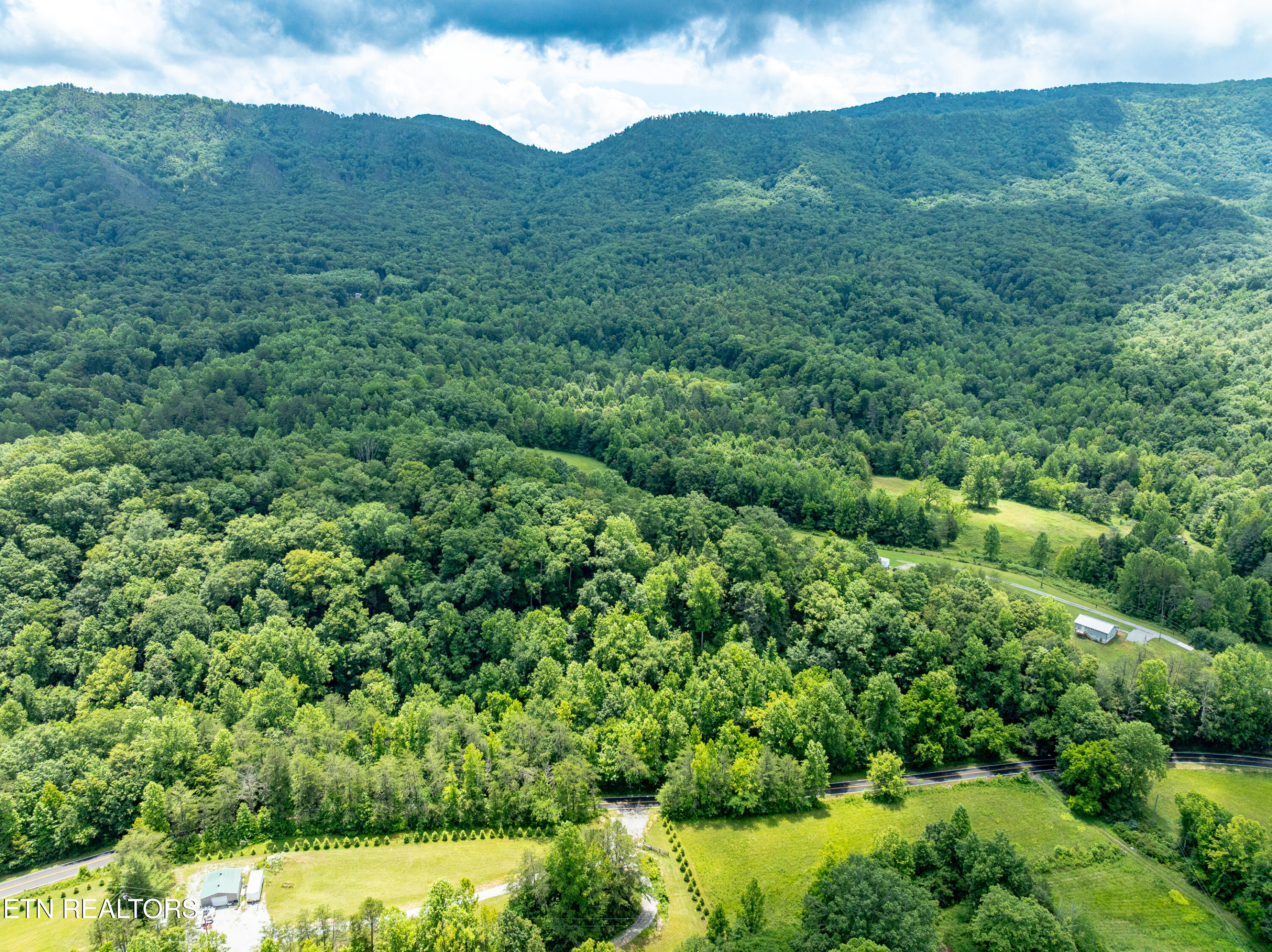 1477 Old Chilhowee Road Seymour TN 37865