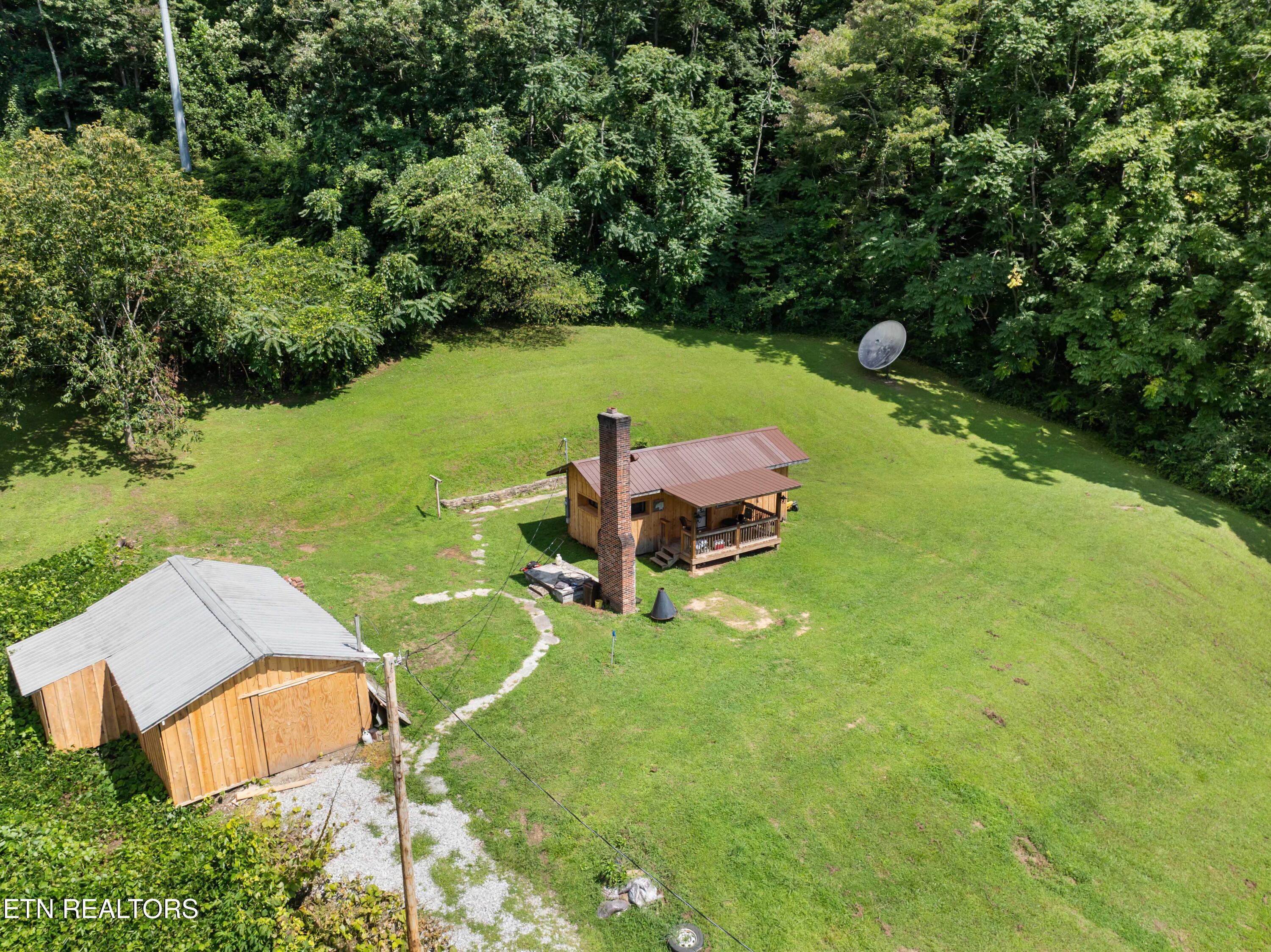 212 Sunshine Circle Lafollette TN 37766