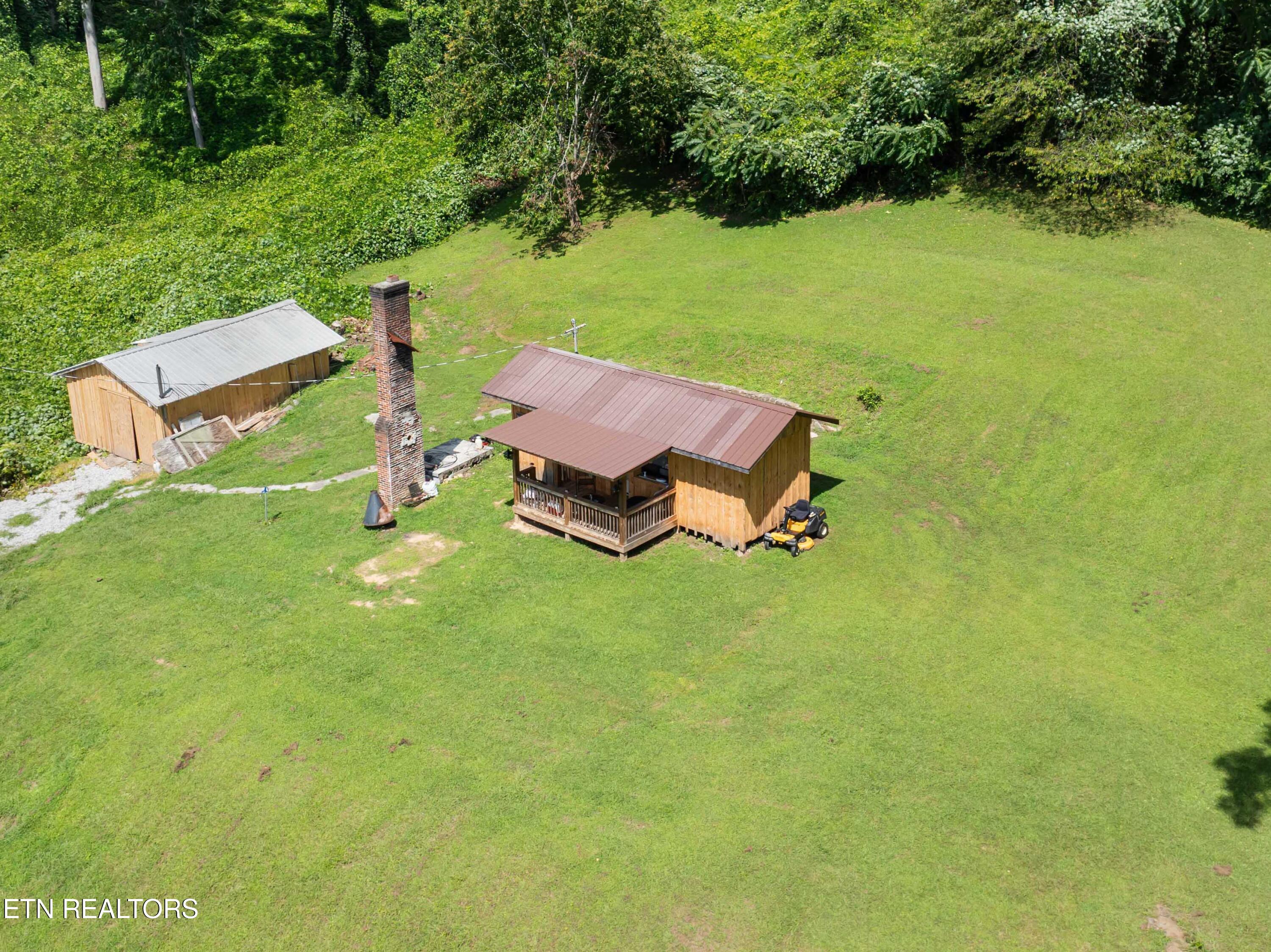 212 Sunshine Circle Lafollette TN 37766