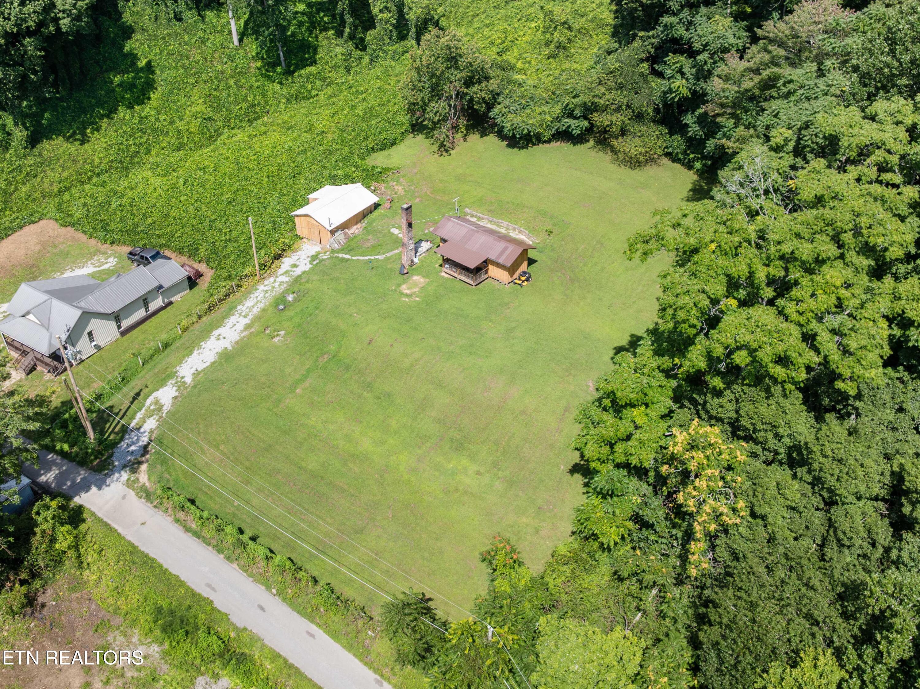 212 Sunshine Circle Lafollette TN 37766