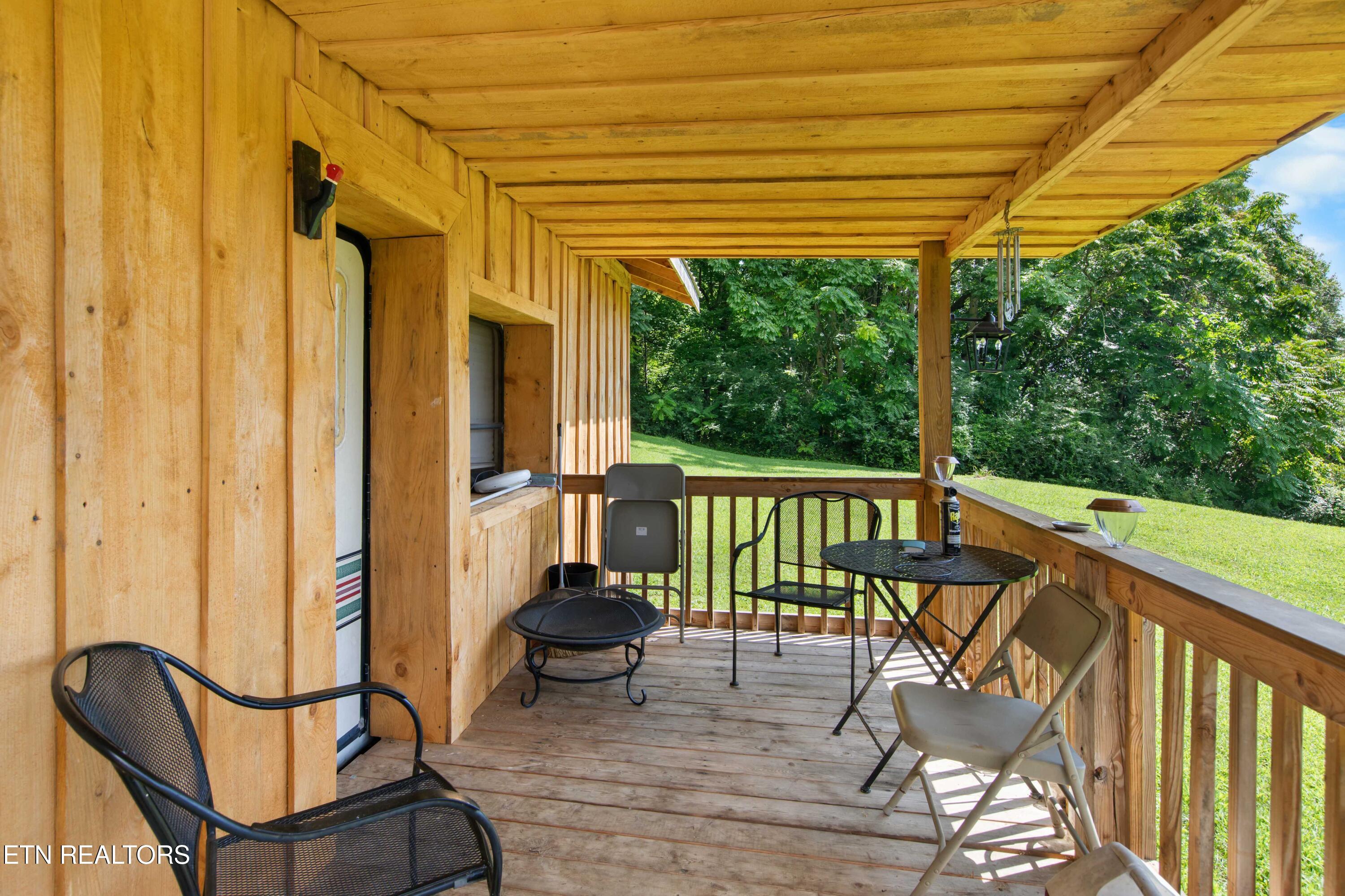 212 Sunshine Circle Lafollette TN 37766