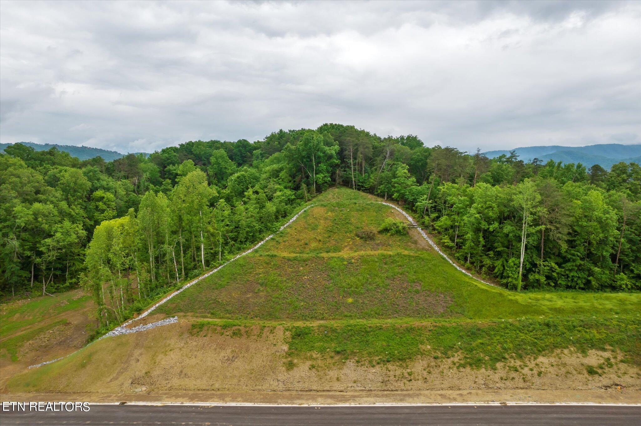 Jake Thomas Road Boulevard Pigeon Forge TN 37863