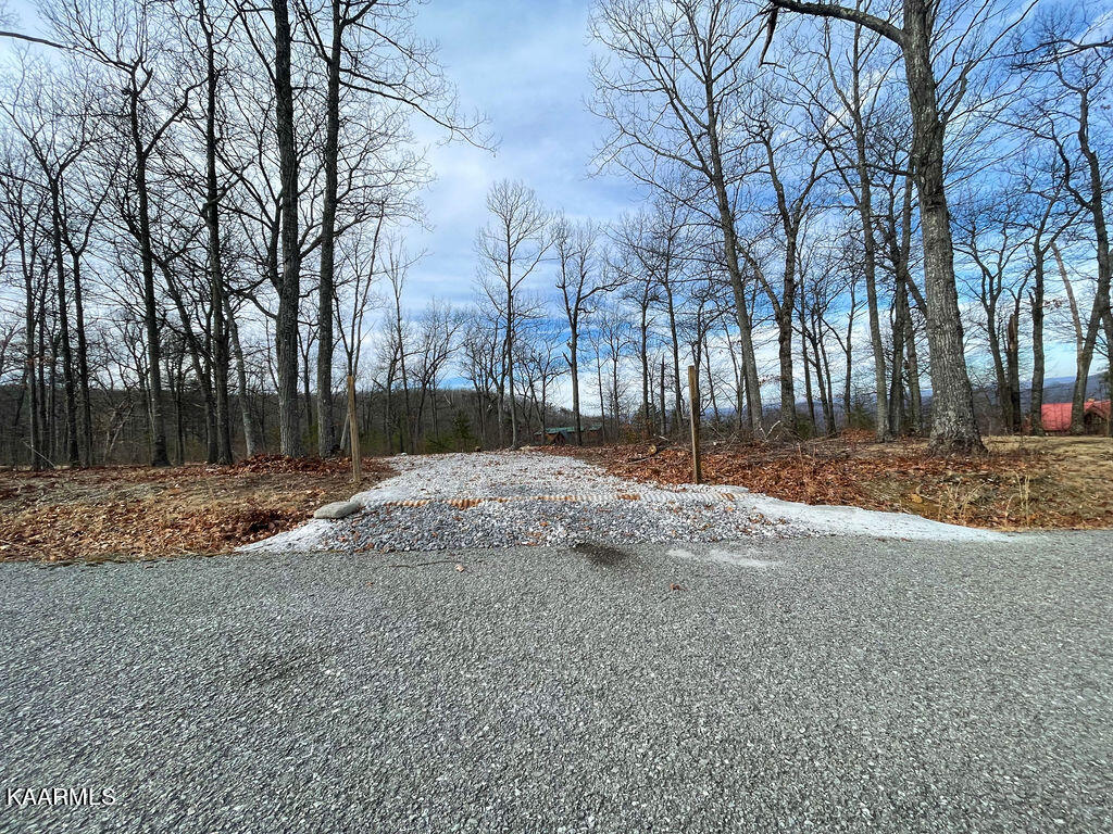 00 Chimney Rock Lane Lafollette TN 37766