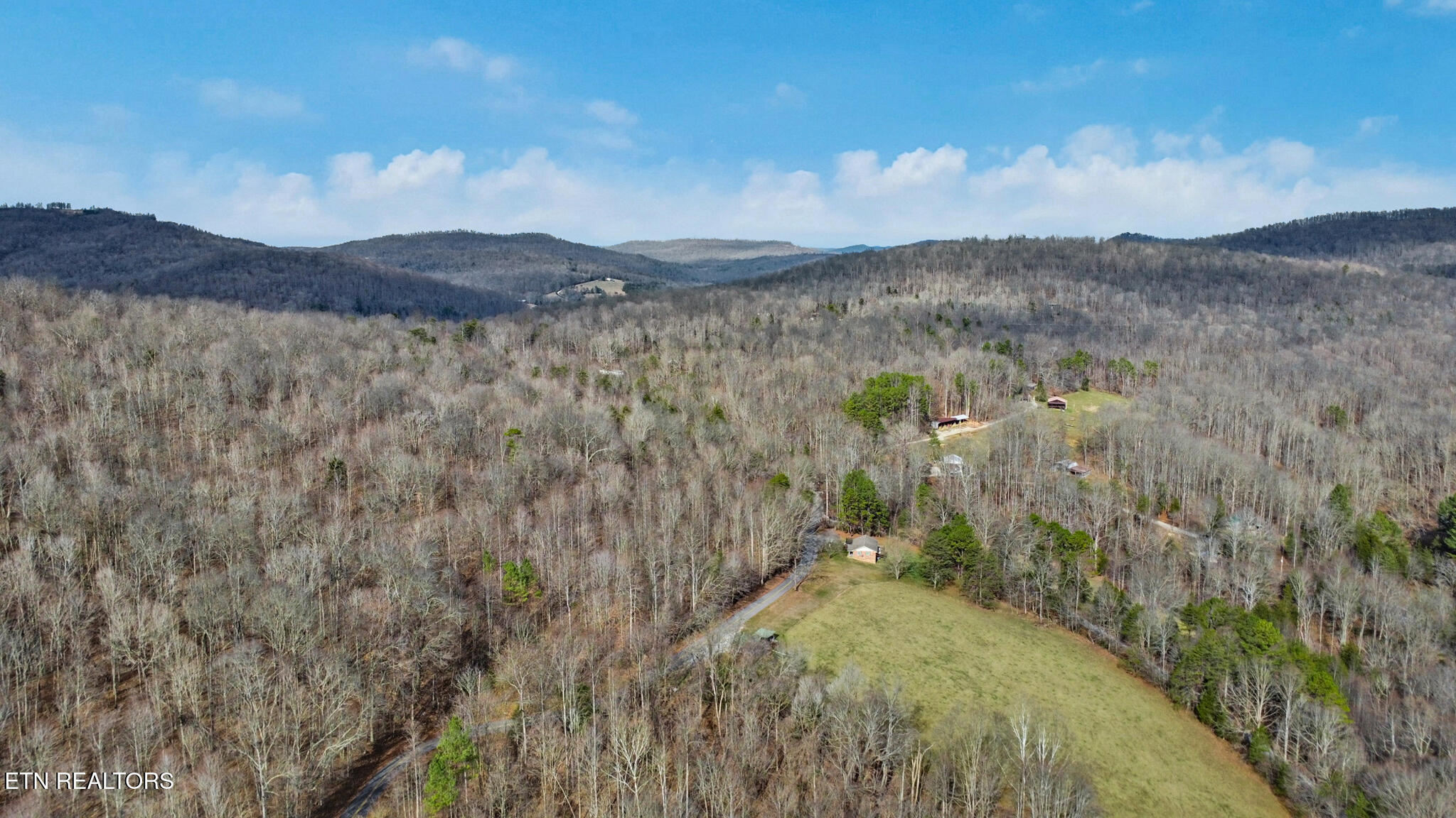 Shellotte Loop Pall Mall TN 38577
