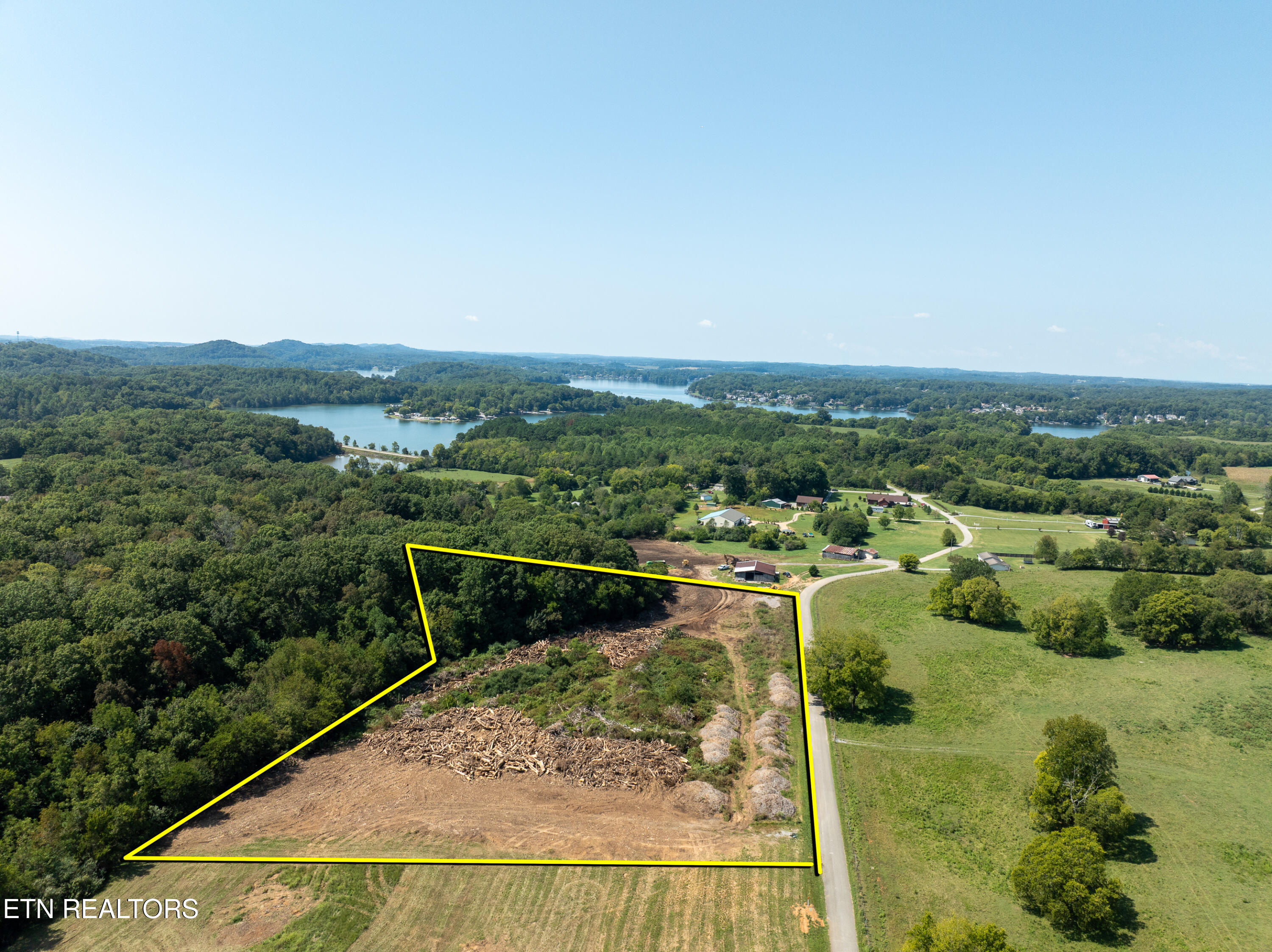 600 Bell View (5 Acres) Road Greenback TN 37742