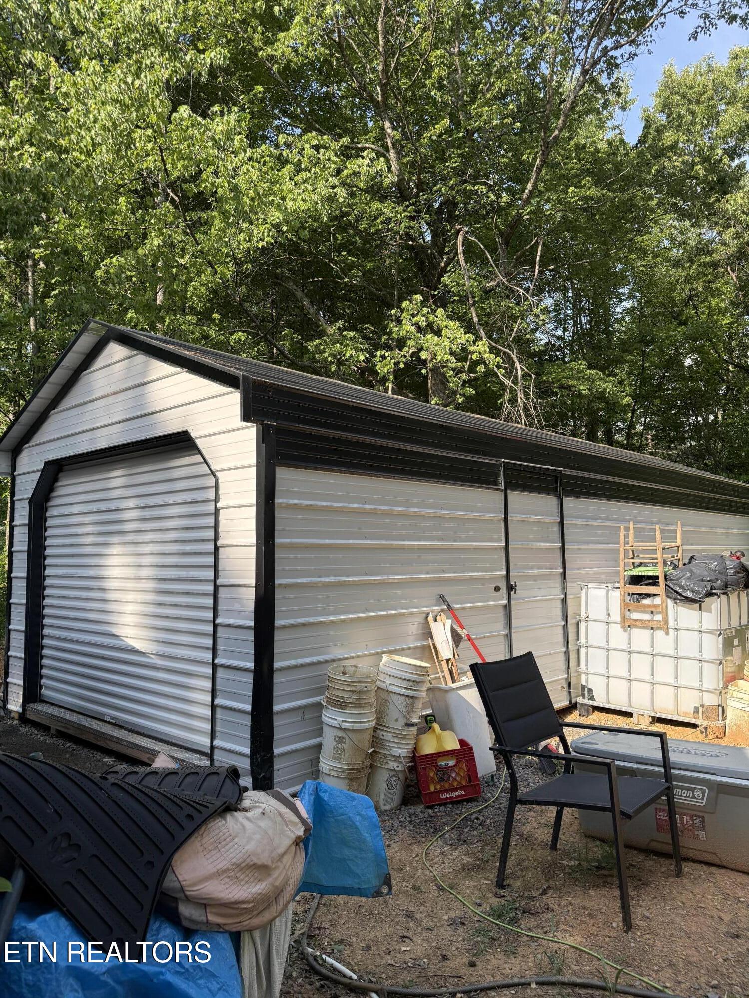 180 Mountain Road Tellico Plains TN 37385