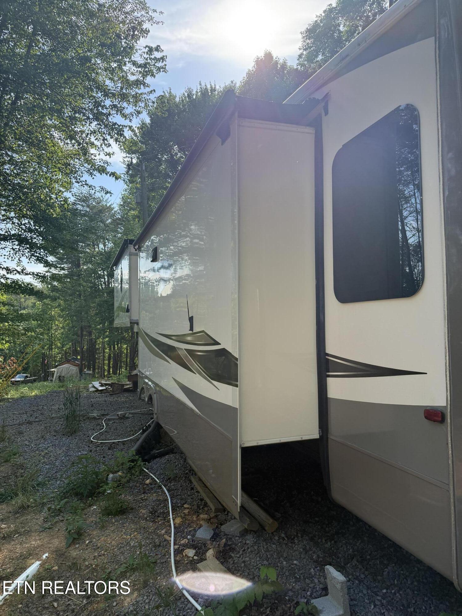 180 Mountain Road Tellico Plains TN 37385