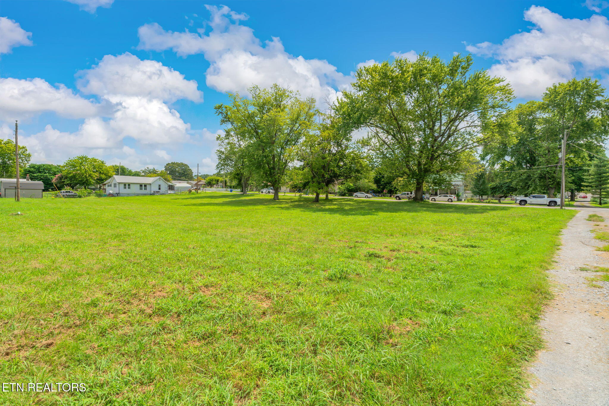 706 N Gateway Avenue Rockwood TN 37854