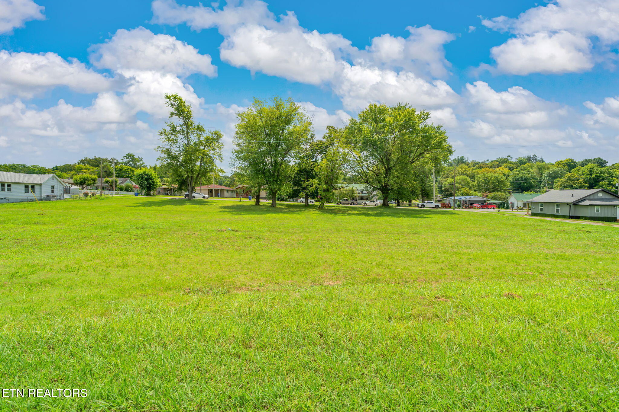 706 N Gateway Avenue Rockwood TN 37854